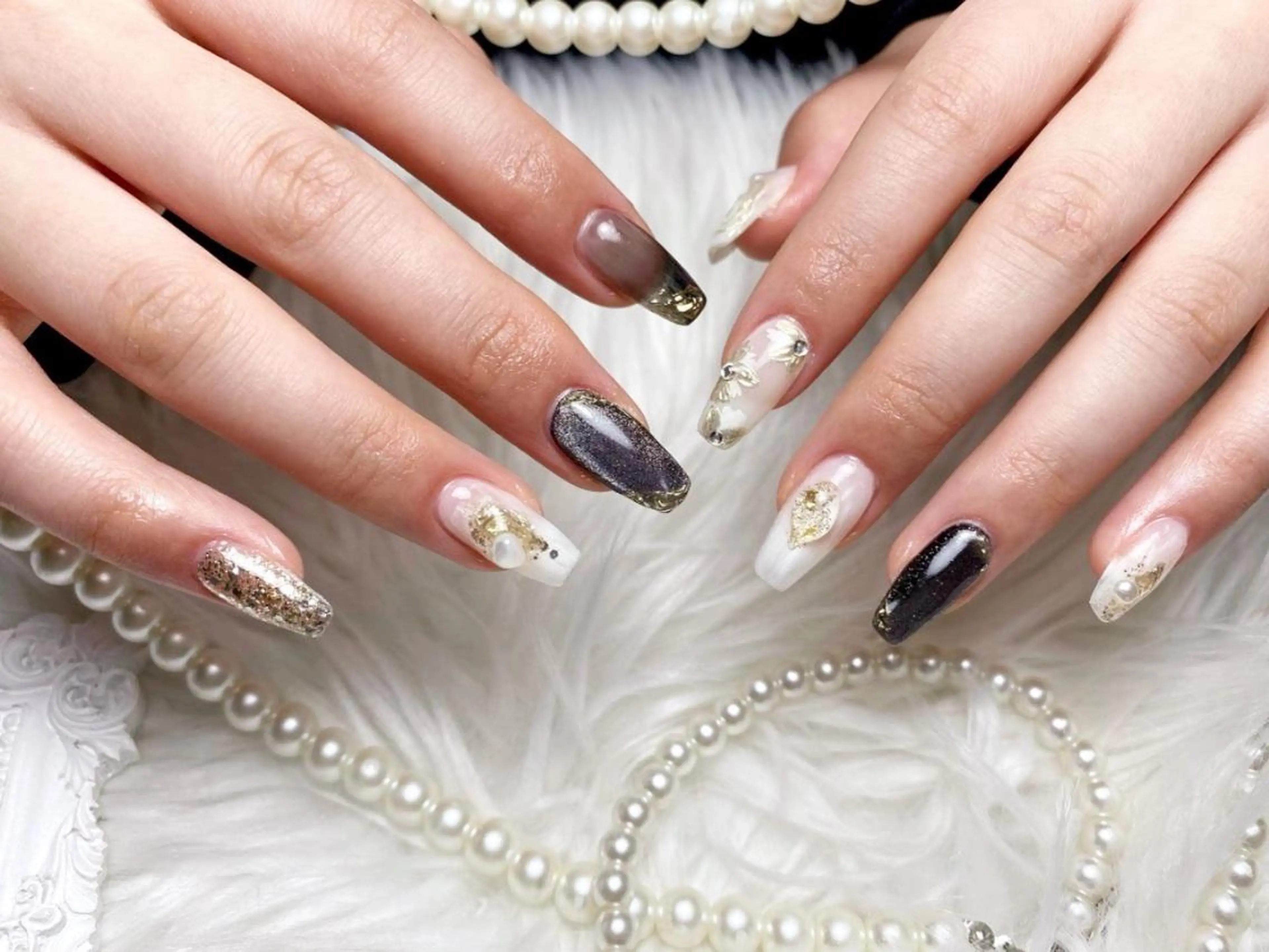 メンズ ネイル アートネイル フレンチネイル ジェルネイル キラキラネイル パラジェル Bloom kabukiのネイルデザイン