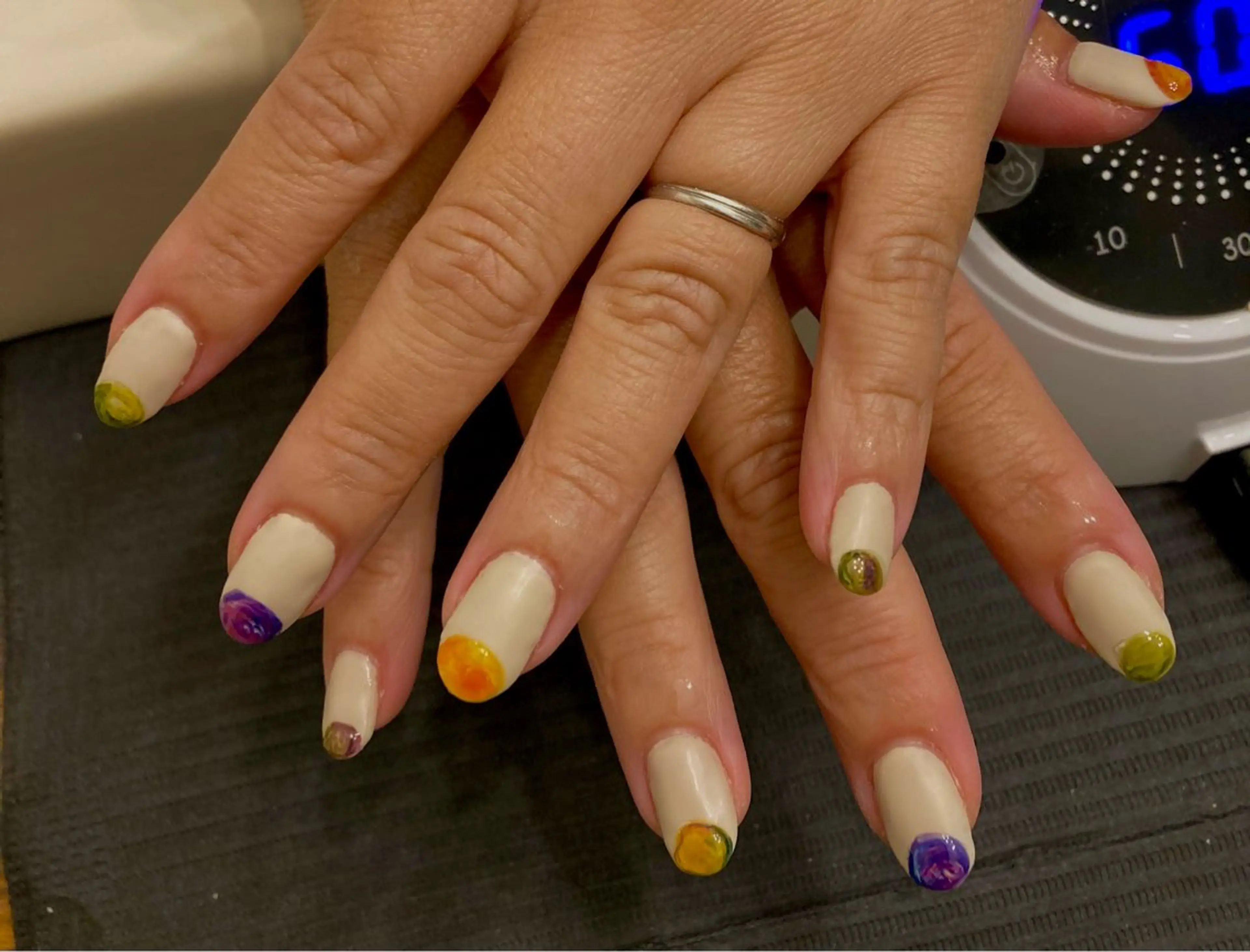 ネイル ハンドネイル ハンドケア 爪の絵描き屋　ミテネイル所属・爪の絵描き屋 ミテネイルのネイルデザイン