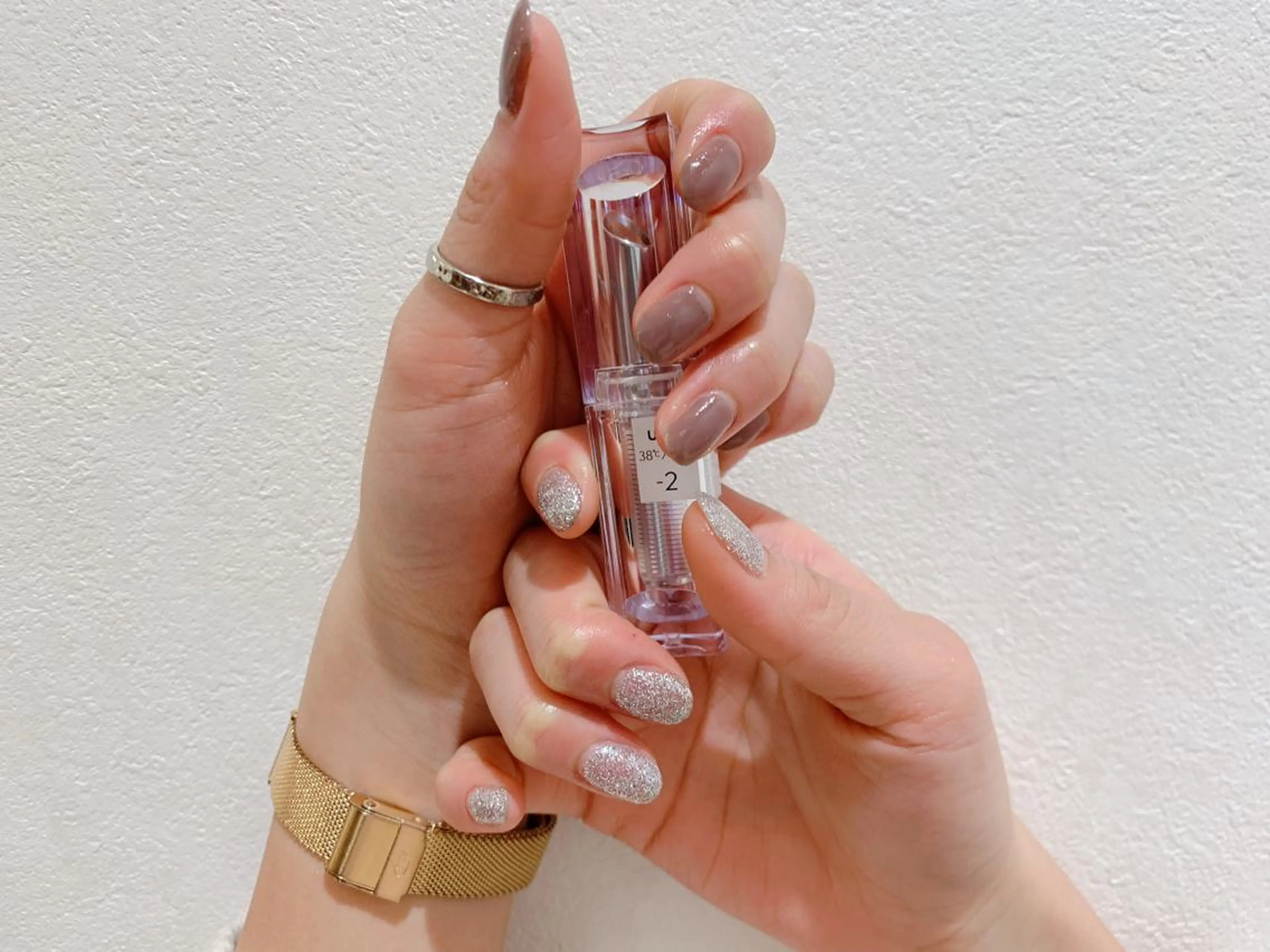 ネイル ワンカラーネイル 透明感♡︎♡︎ 佐々木早苗のヘアスタイル