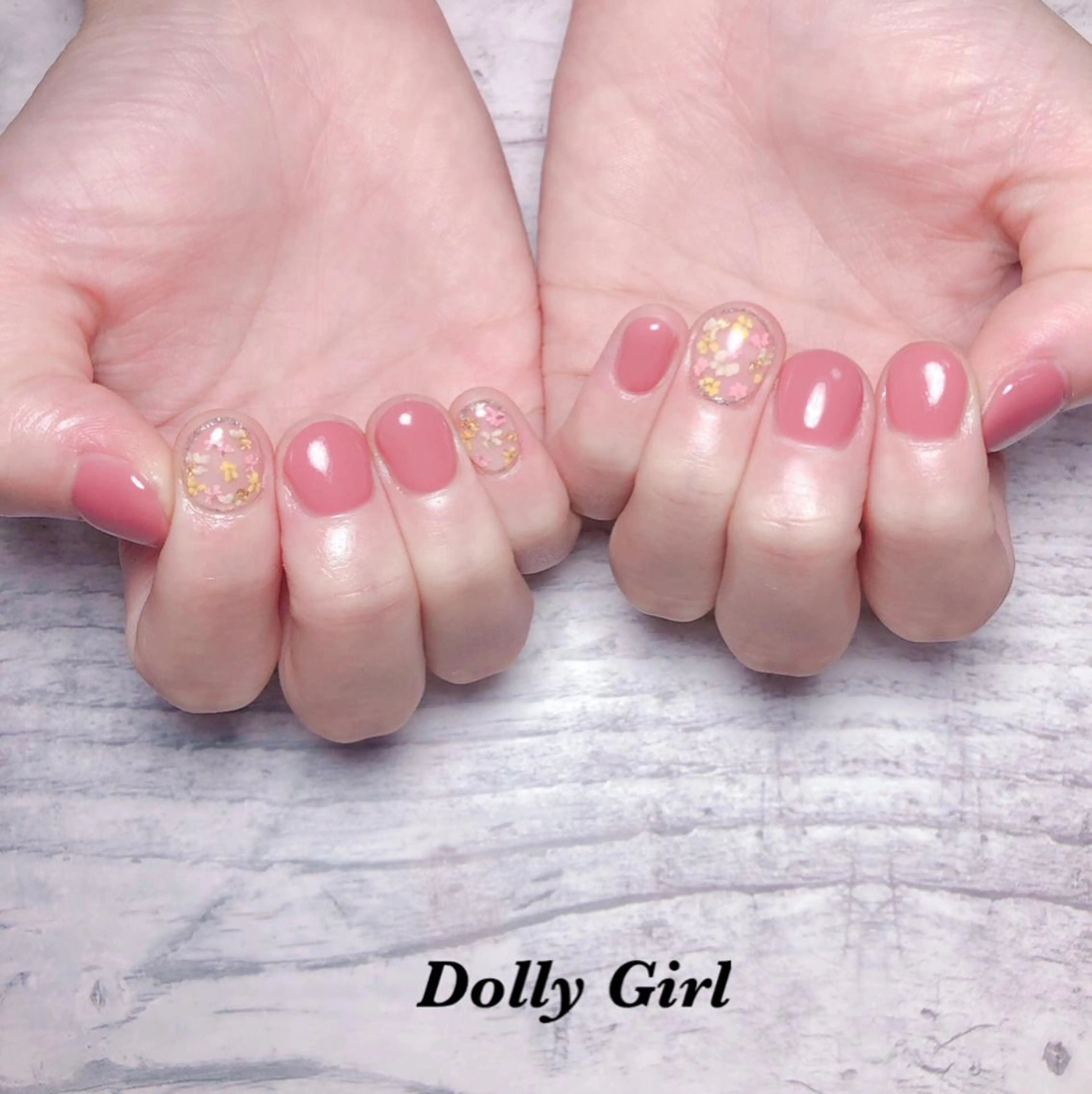 ネイル 個室ネイルサロンDolly  Girl〜ドーリーガール〜所属・DollyGirl KYOKOのネイルデザイン