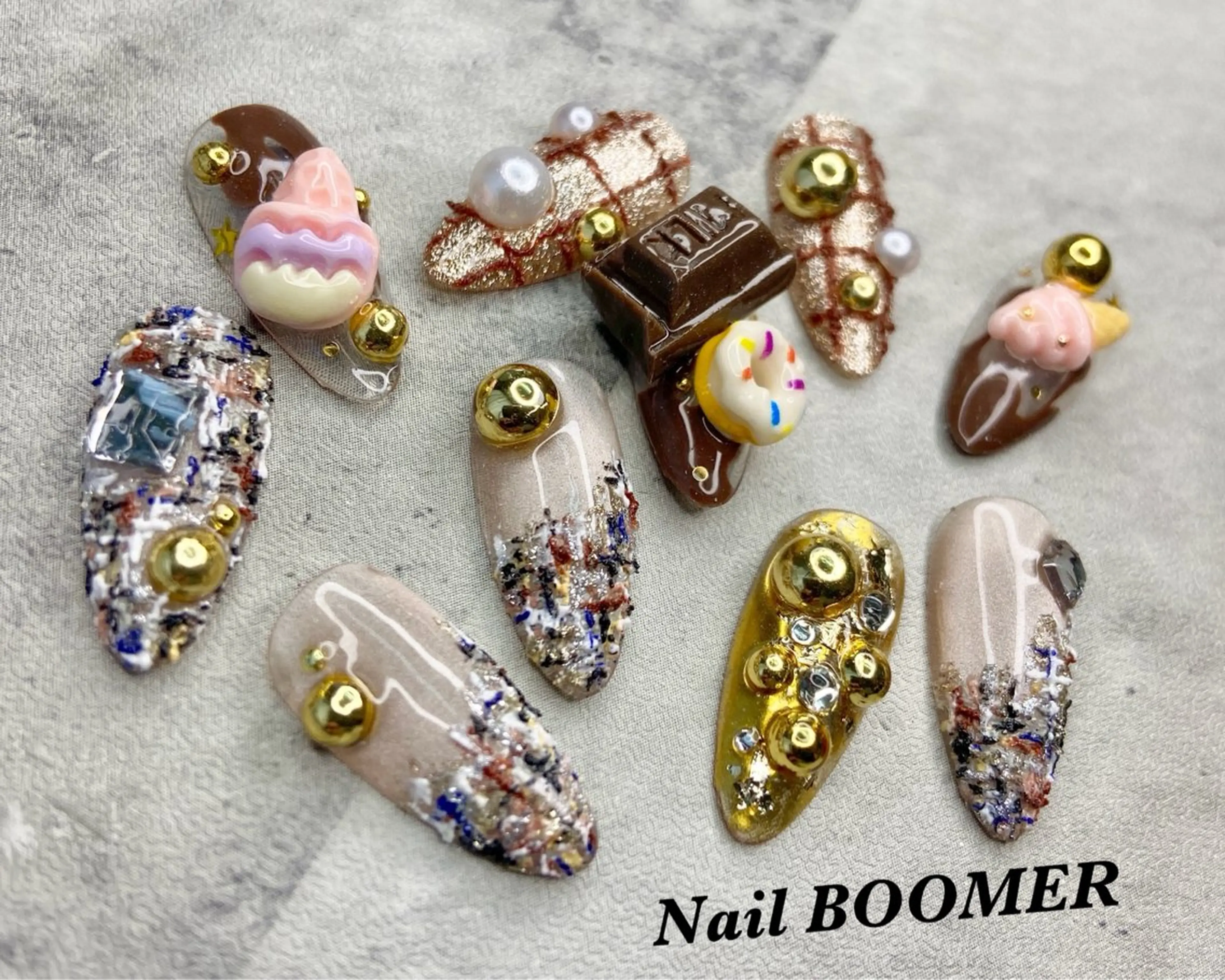 ネイル ハンドネイル ネイル ブーマーのネイルデザイン