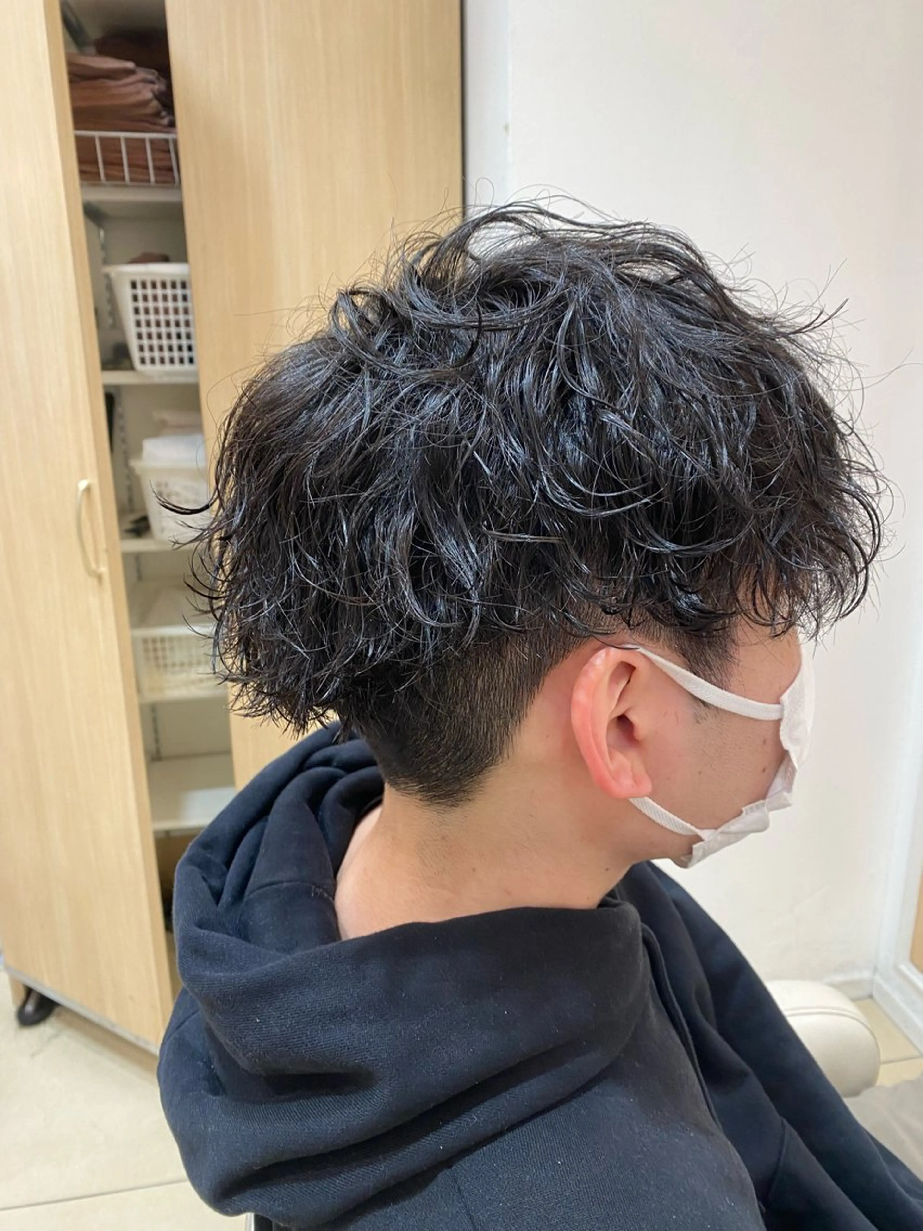 ショート パーマ メンズ カット パーマ メンズ特化型美容師 栗山勇人のヘアスタイル