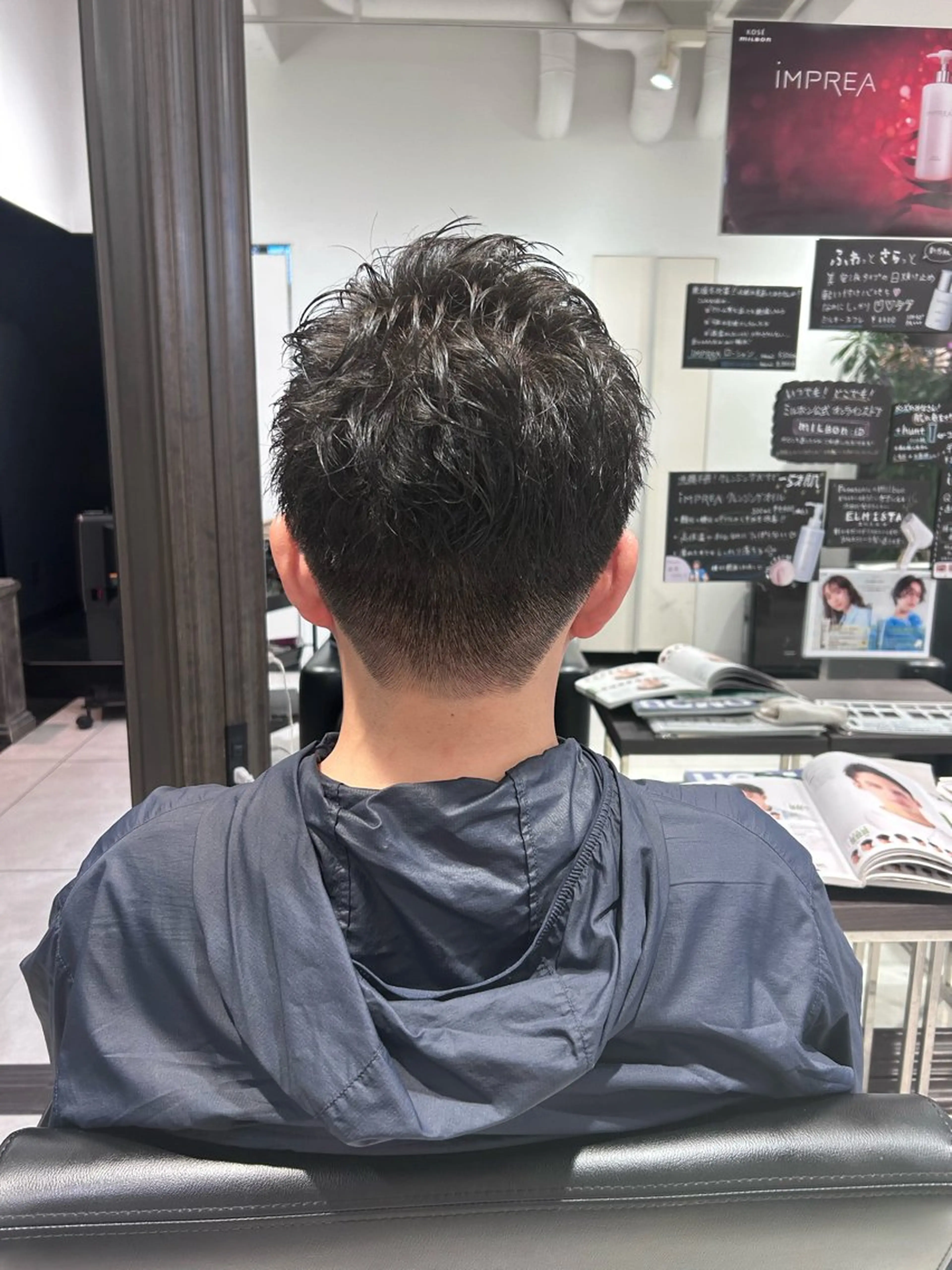 ショート メンズ 透明感カラー 板橋　島村美咲のヘアスタイル