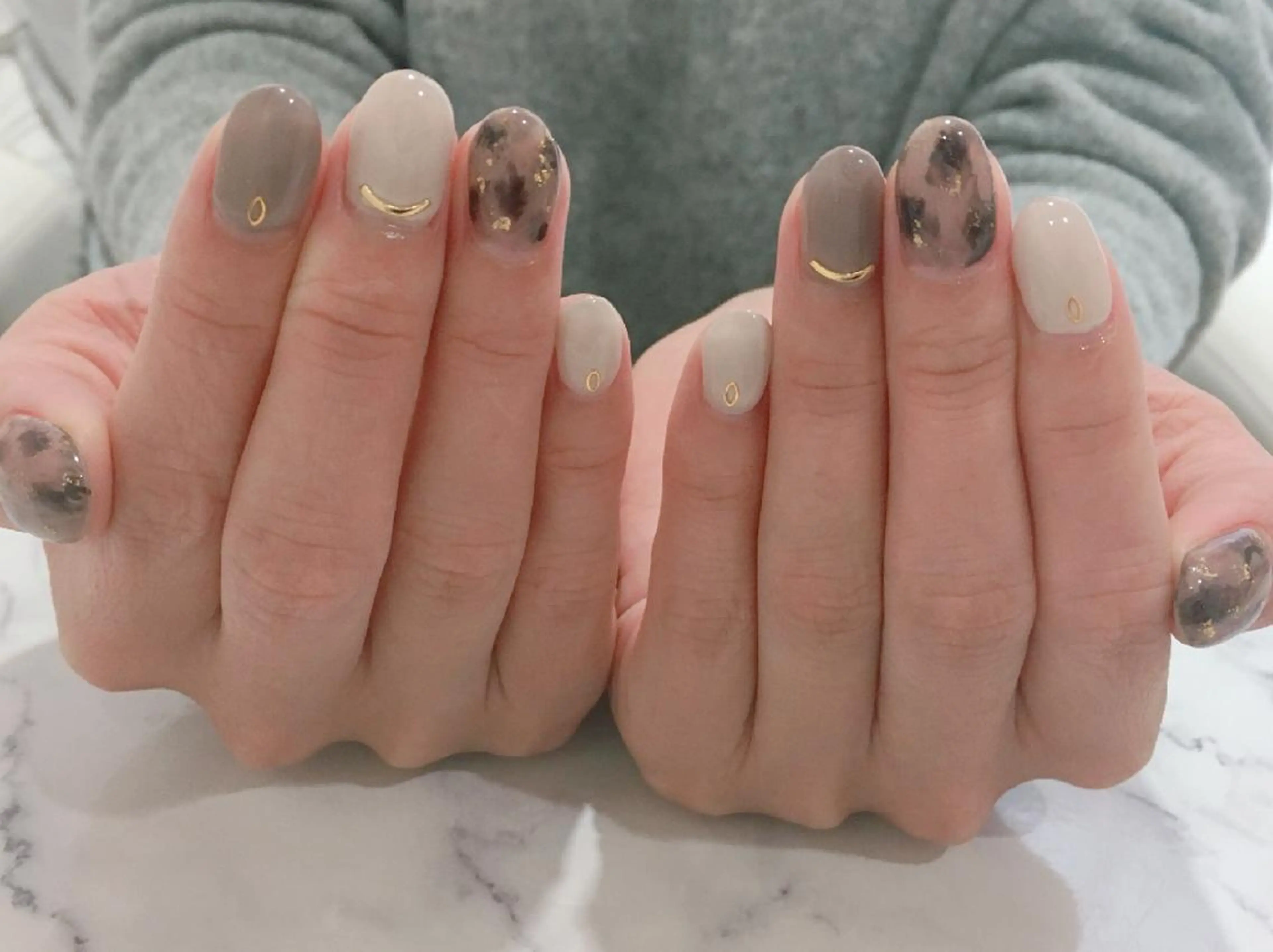 ネイル アートネイル 長さ出し フラワーネイル フットネイル ジェルネイル ネイル＆フラワーサロン〜Ri✦hiro〜鳥栖店所属・HIRATA RIEのネイルデザイン