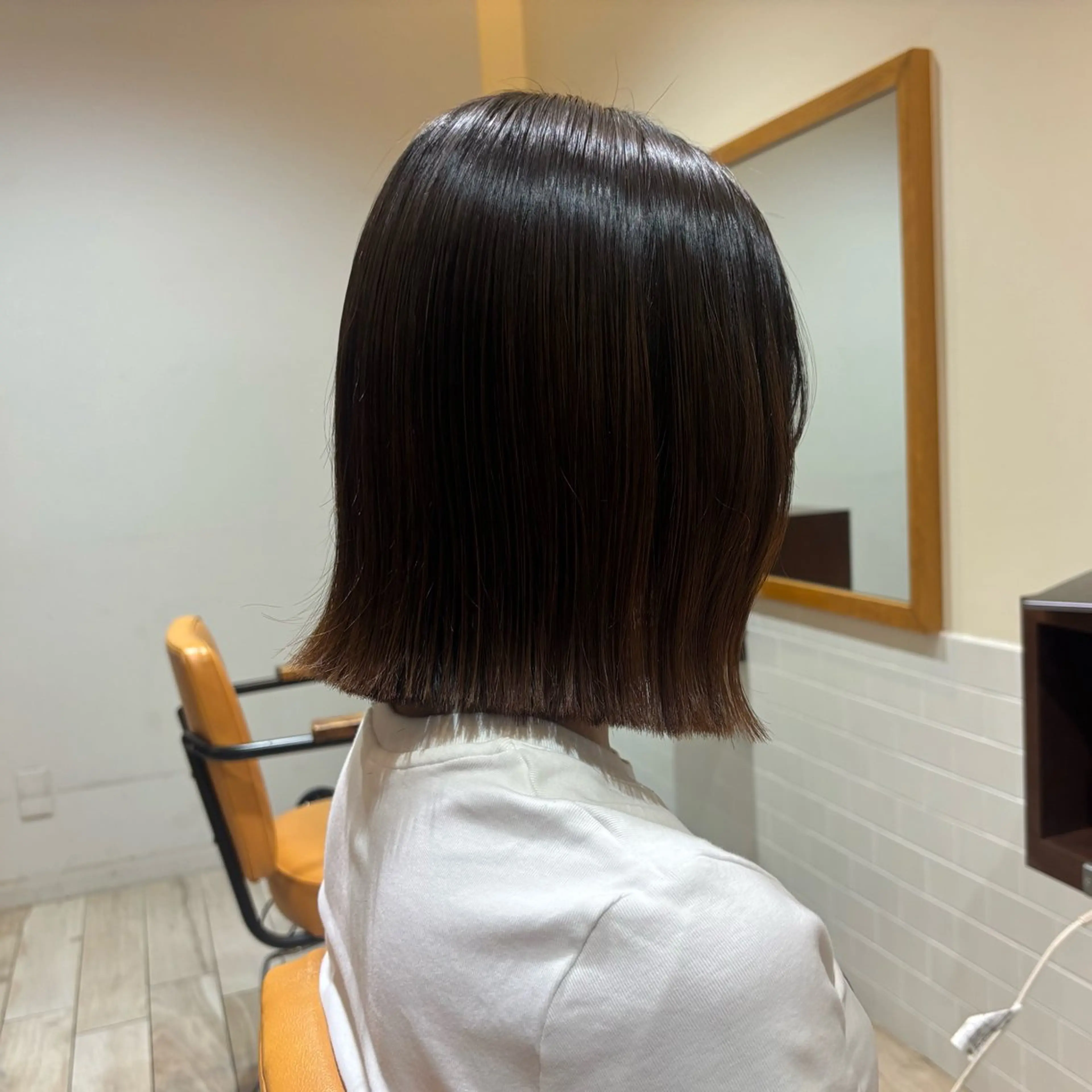 ショート 切りっぱなしボブ ボブ 外ハネヘア カット RISAKO🏁 ショート/ボブのヘアスタイル