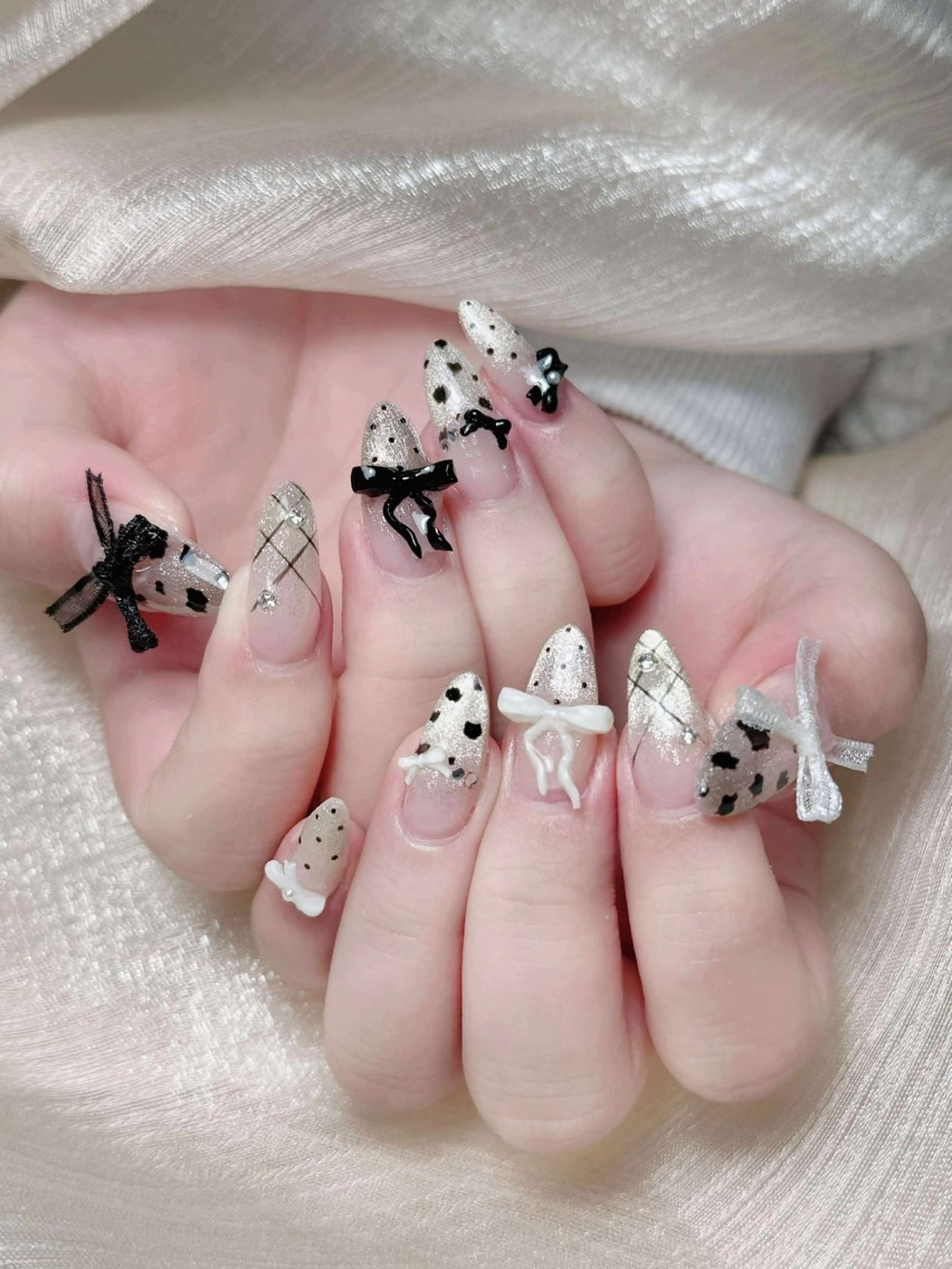 ネイル ハンドネイル ハンドケア Nova Nail Nambaのネイルデザイン