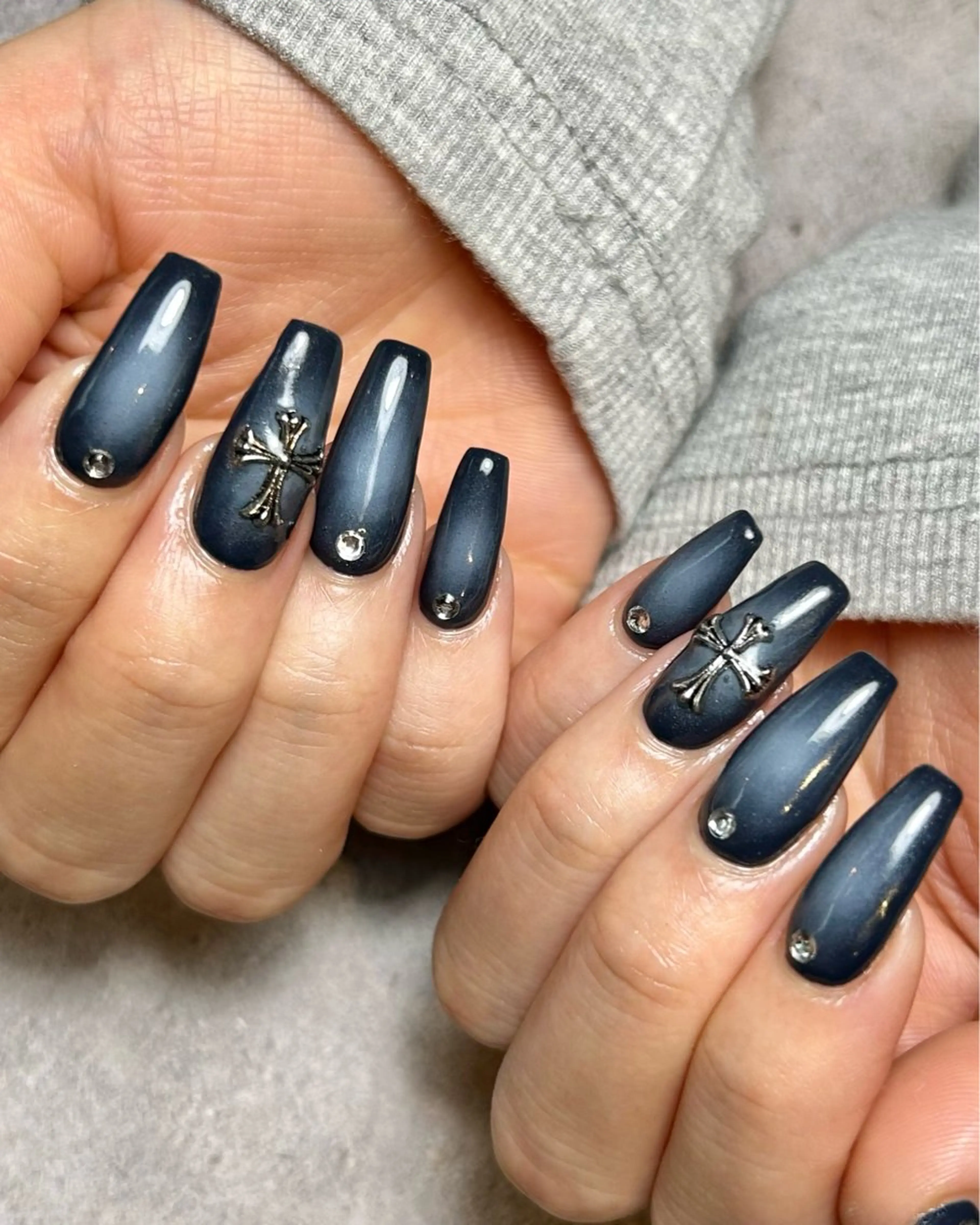 ネイル チークネイル 持ち込み ネイビー ハンドネイル Reflection marikoのネイルデザイン