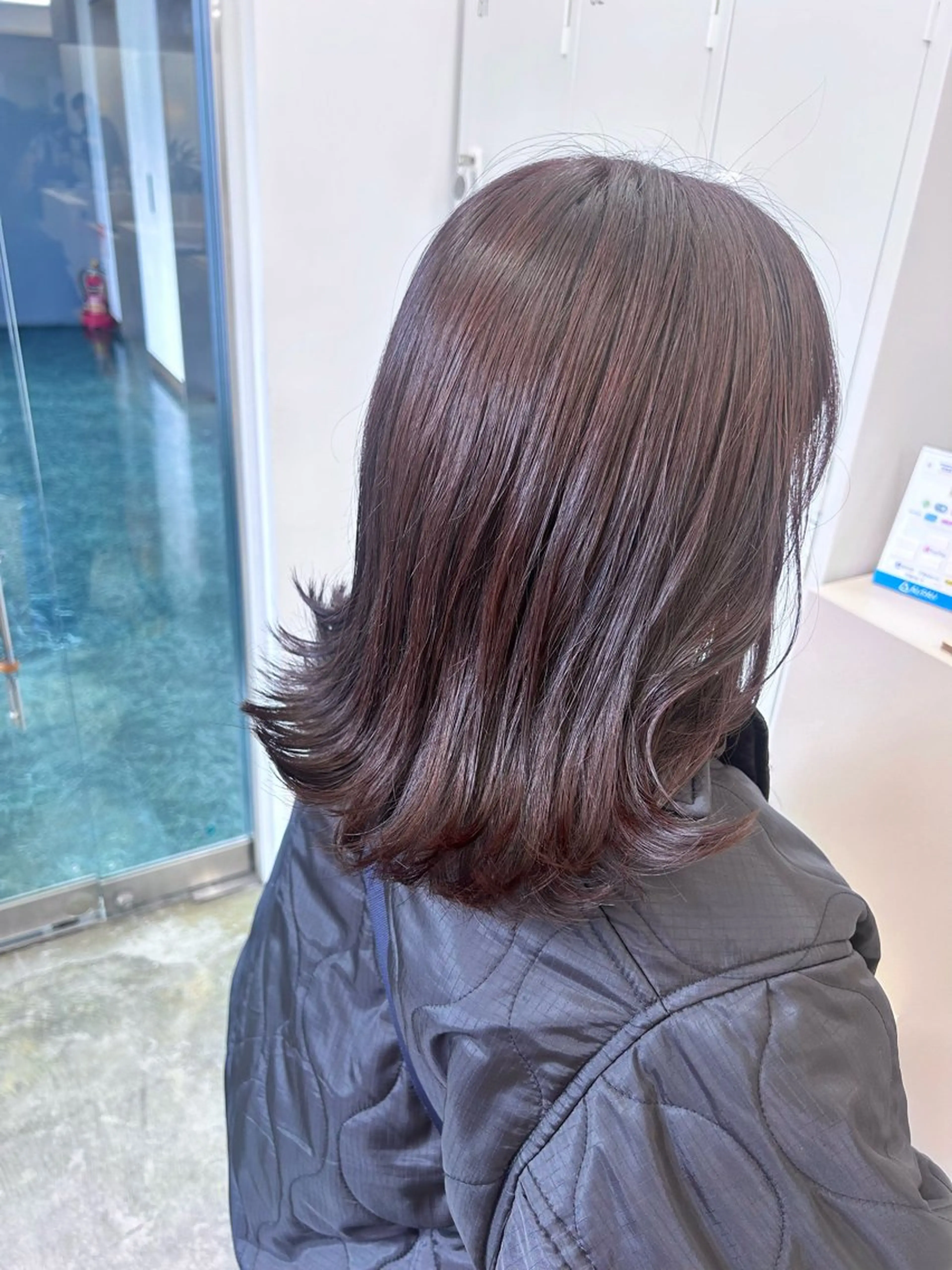 ミディアム カラー ブリーチ ブリーチなしカラー レッドカラー 韓国ヘア nanahaのヘアスタイル