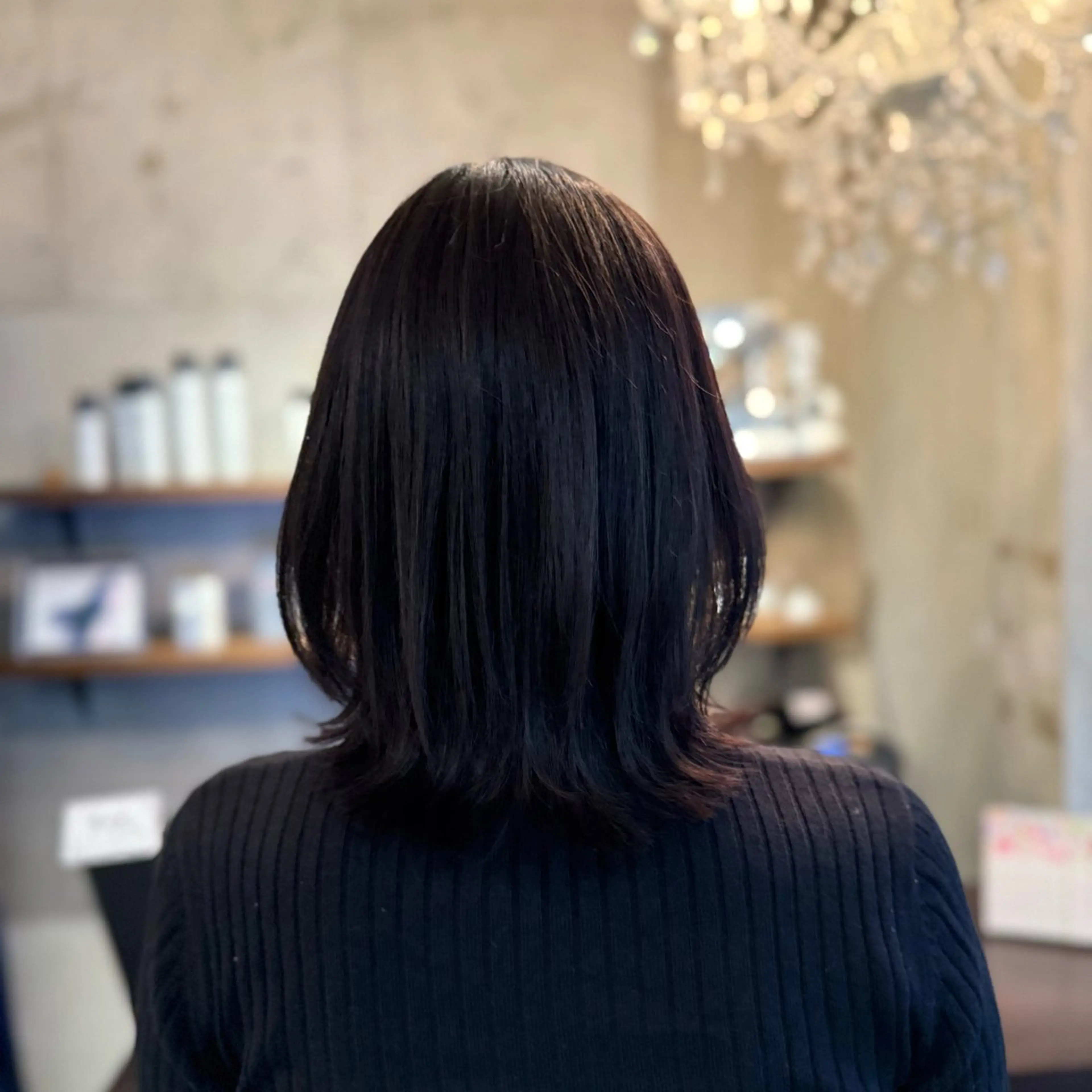 ミディアム 阿部 麻衣子のヘアスタイル