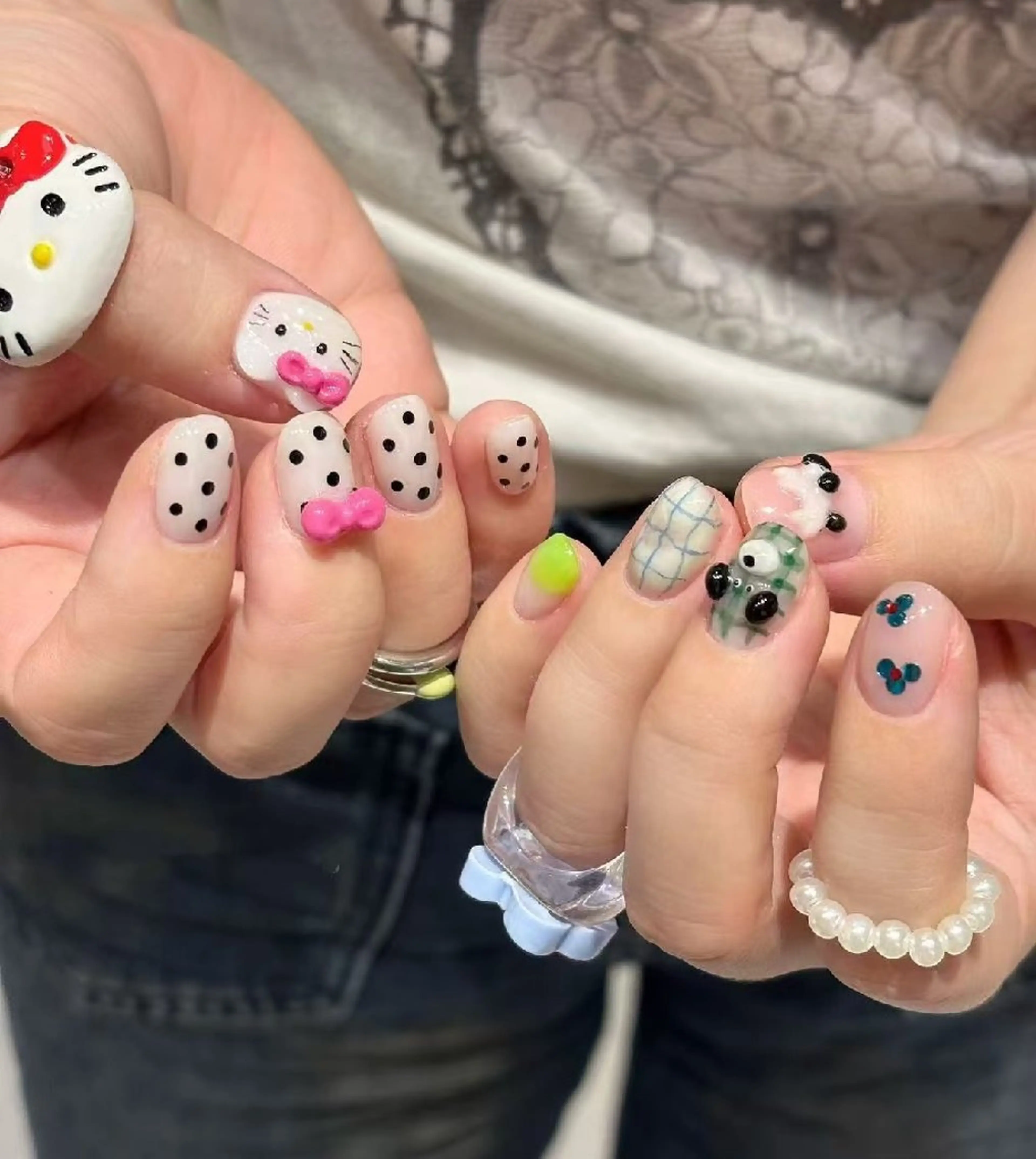 ネイル オーロラネイル フラワーネイル フットネイル フレンチネイル ジェルネイル ハンドネイル Oomiya 服部のネイルデザイン