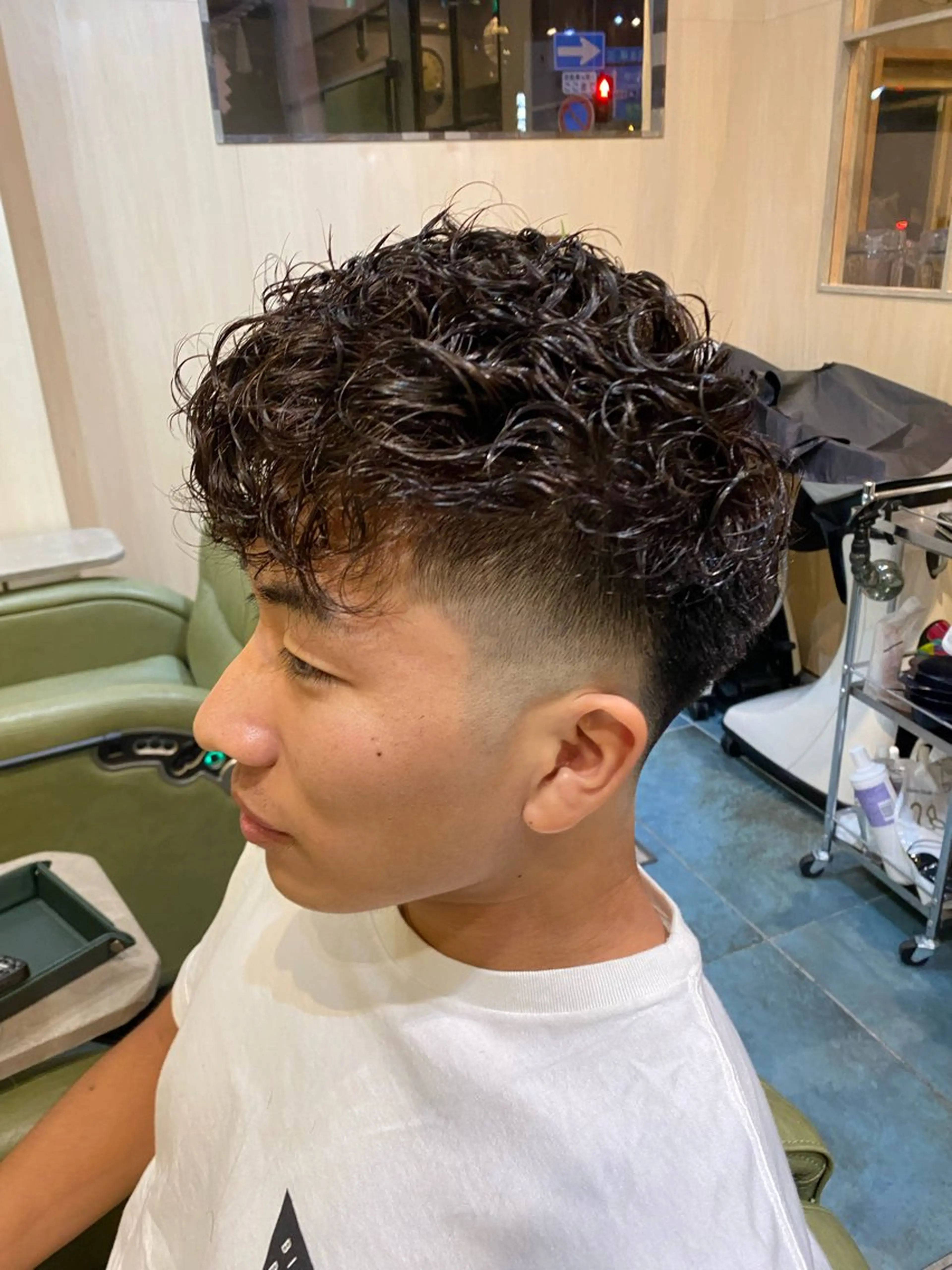 ミディアム パーマ メンズ ミディアムパーマ メンズパーマ カット パーマ メンズカット/パーマ 福島区SOSOのヘアスタイル