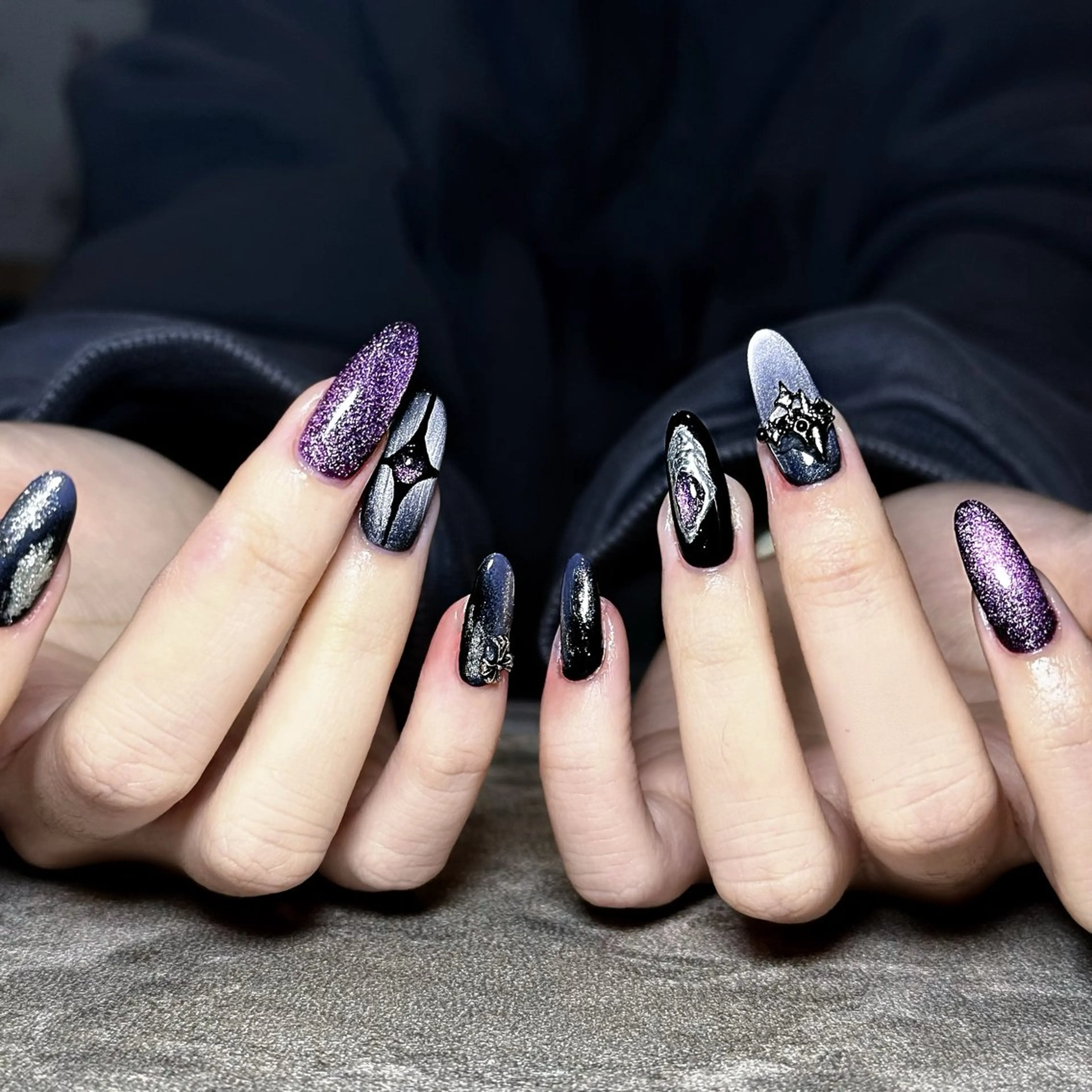 ネイル ハンドネイル LI XINLUのネイルデザイン