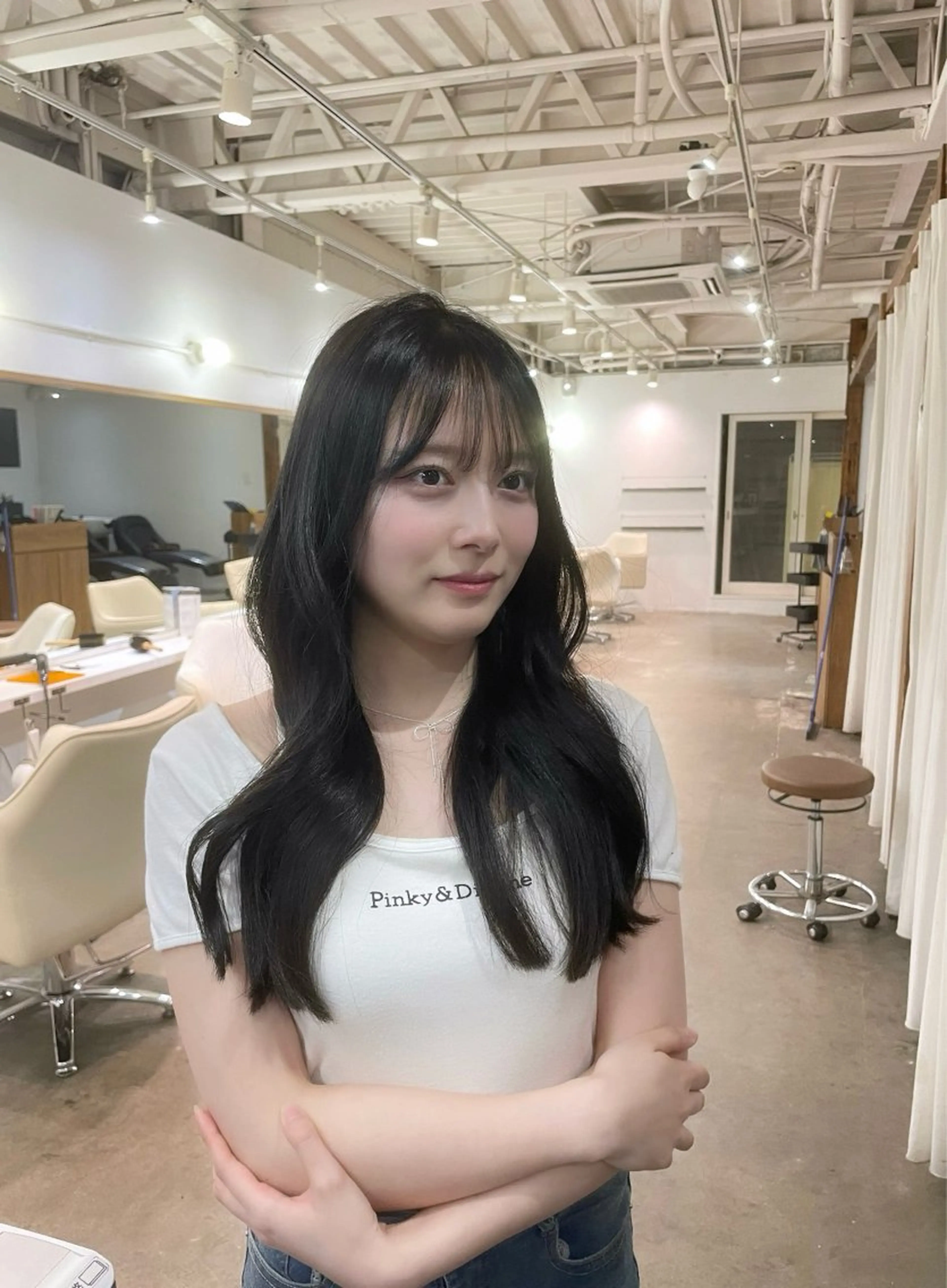 ロング カラー FOCUS JAPAN所属・韓国／ワンホン🩶 乃愛のヘアスタイル