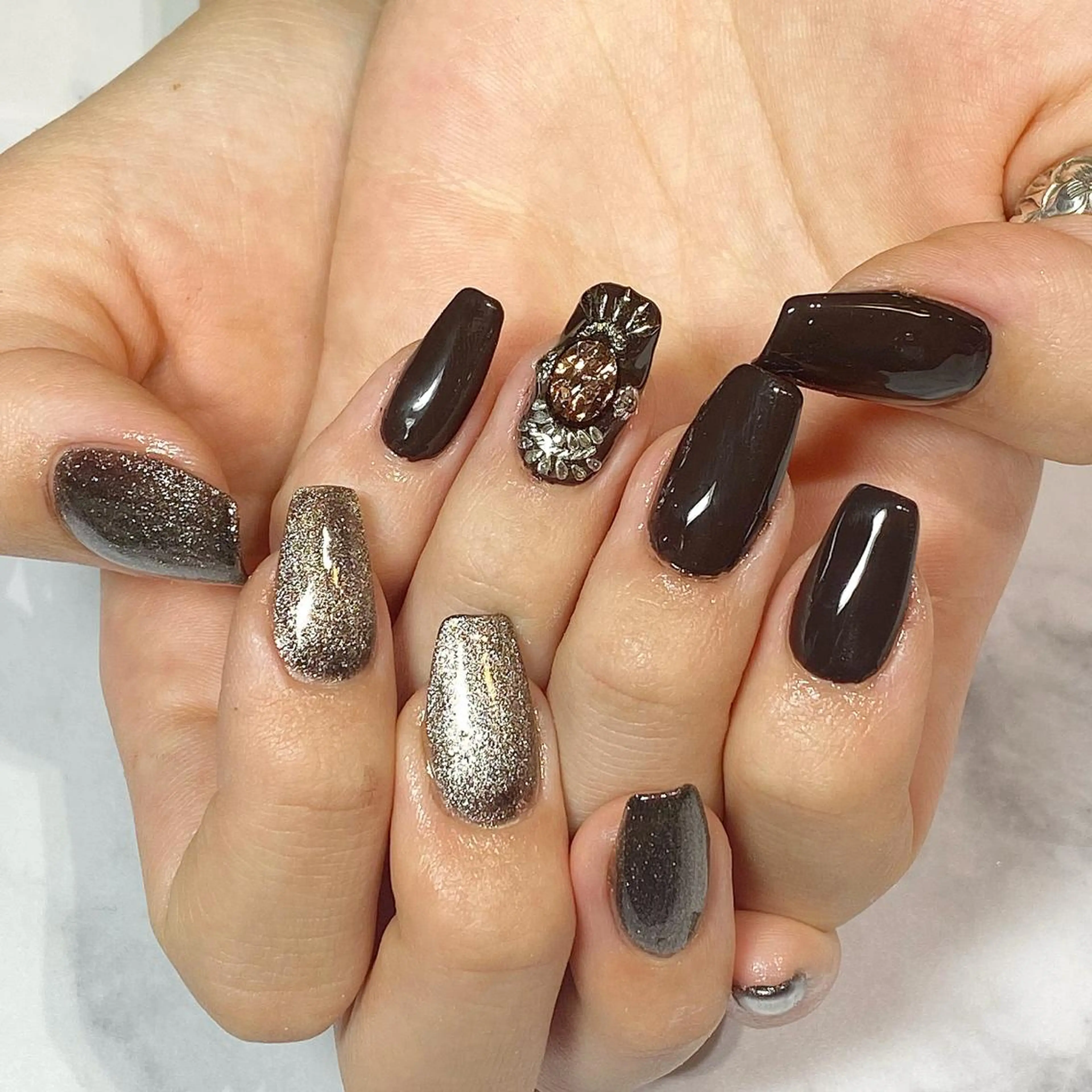 ネイル ハンドネイル YUN 💅のネイルデザイン