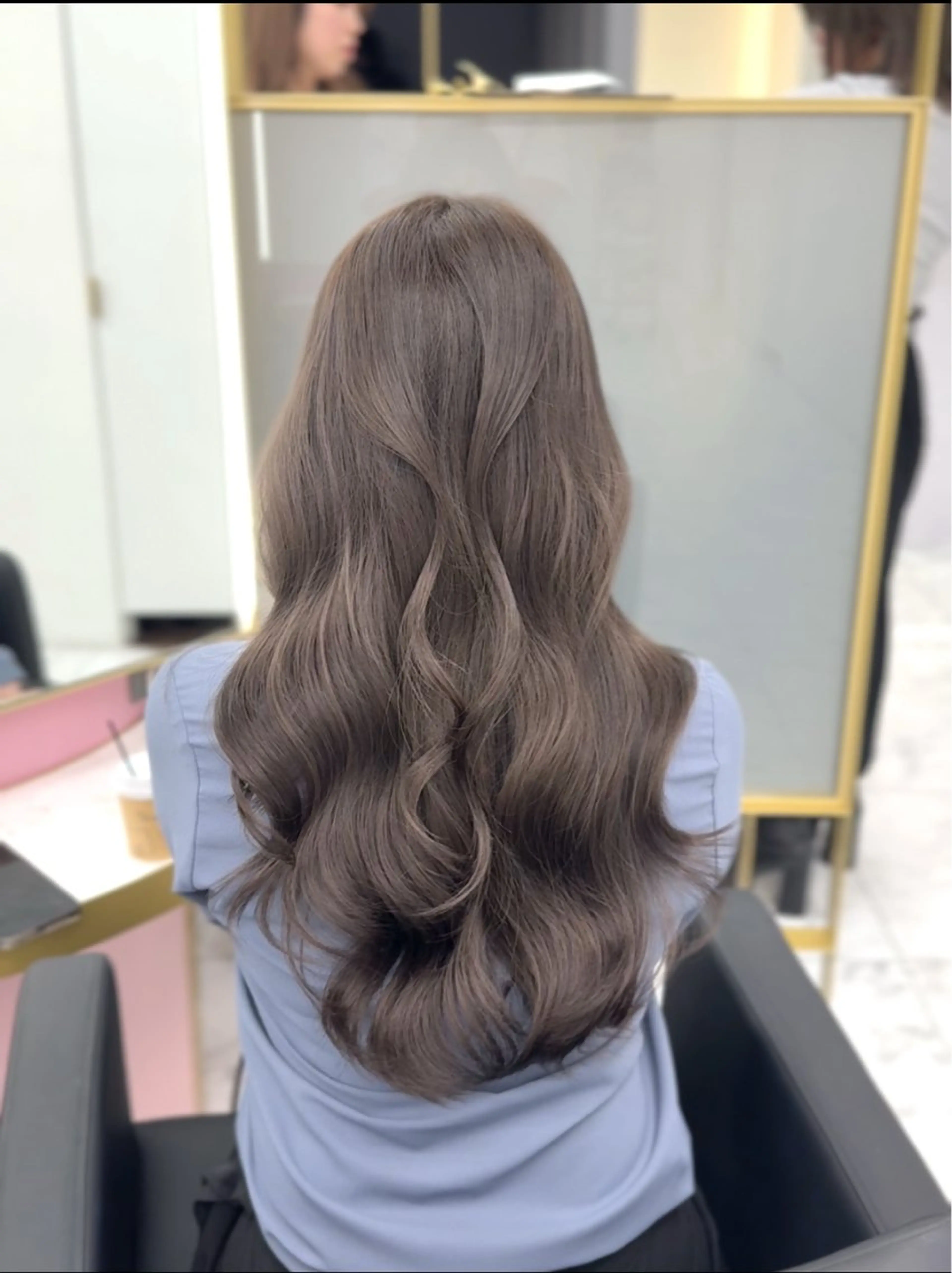 ロング カラー ブリーチ ダブルカラー グレージュ ラベンダーカラー ラベンダーグレージュ ♦ブリーチなしカラー ×レイヤー♦中島良太のヘアスタイル