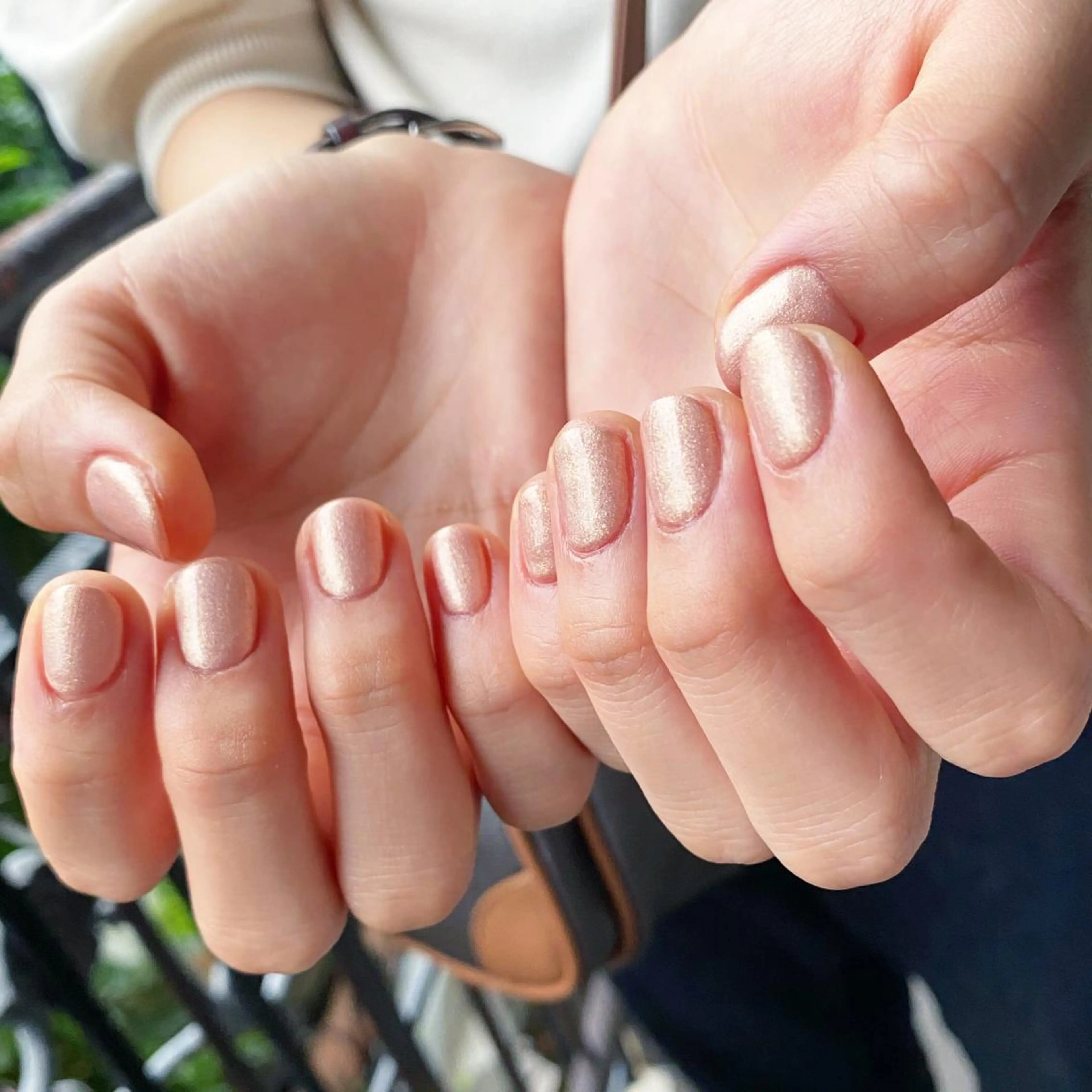 ネイル アートネイル 氷ネイル・うるうるネイル 韓国ネイル ラメ(グリッター) マグネットネイル To Me Nail所属・🩵 mei🩵のネイルデザイン