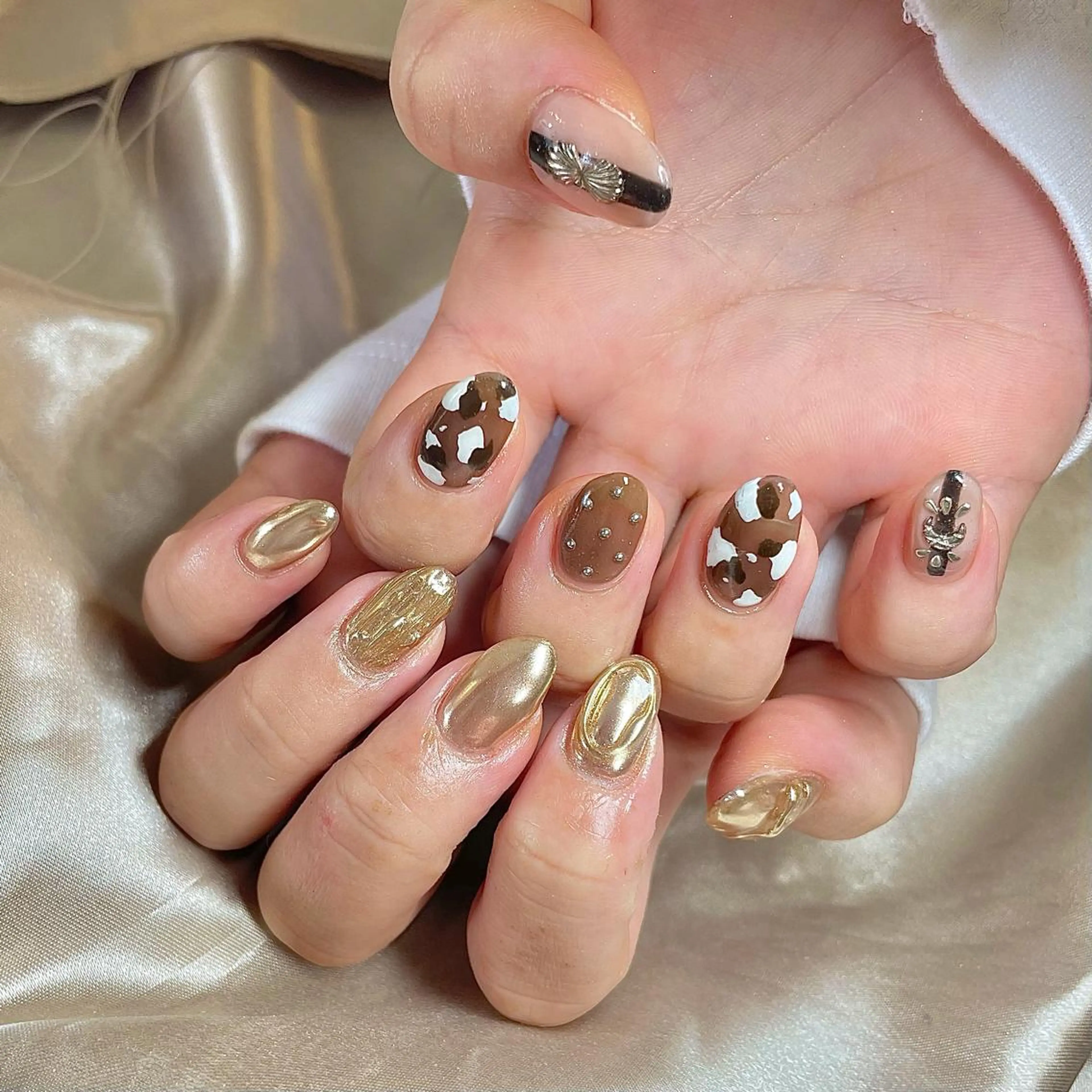 ミディアム カラー パーマ ヘアアレンジ メンズ キッズ ネイル マツエク・マツパ ブラウンカラー カラーマツエク ブラウン ミラーネイル nail&eye Aoのマツエク・マツパデザイン