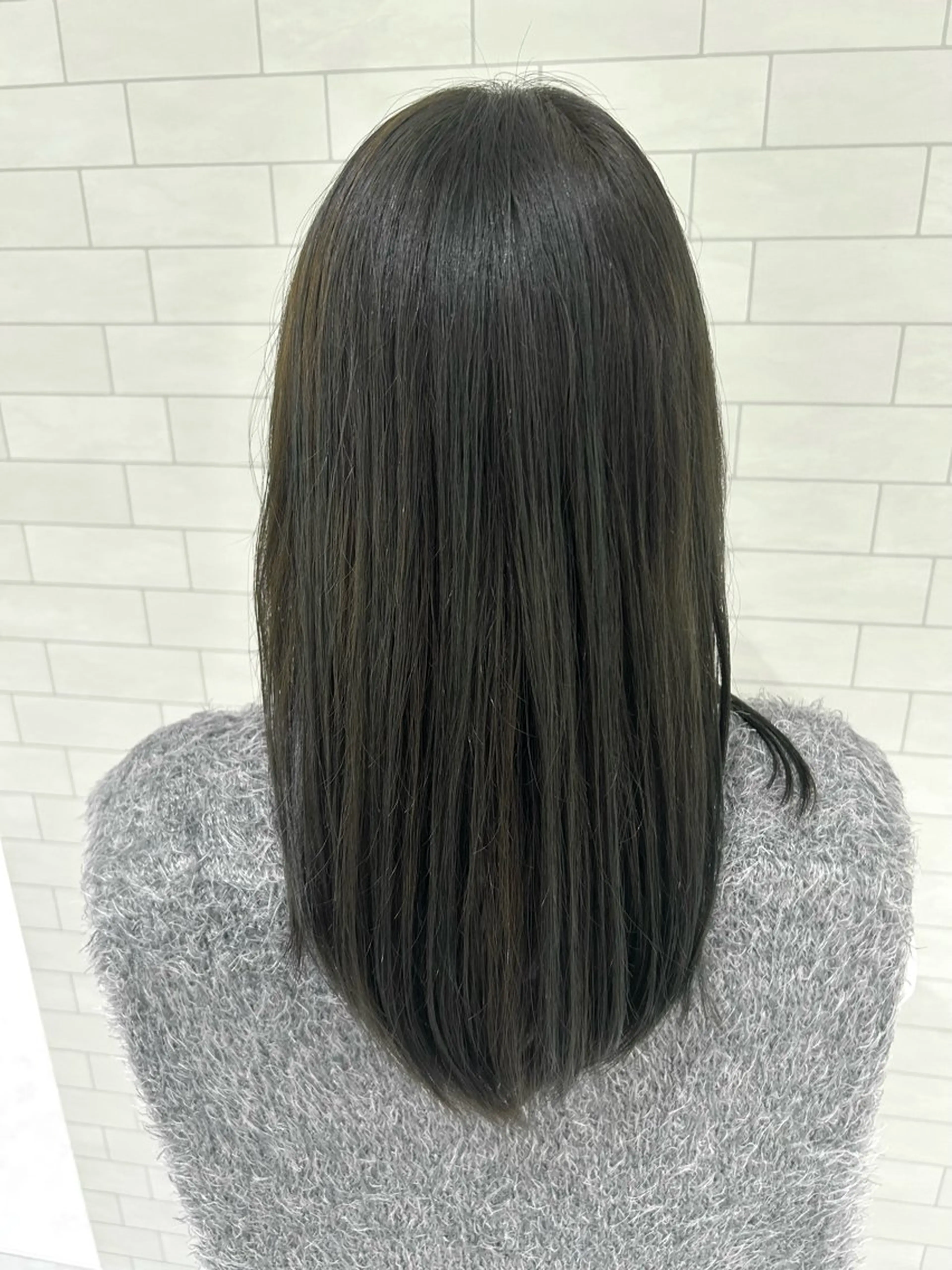 ミディアム カラー スパイキーショート／ パーマ平松秀門のヘアスタイル