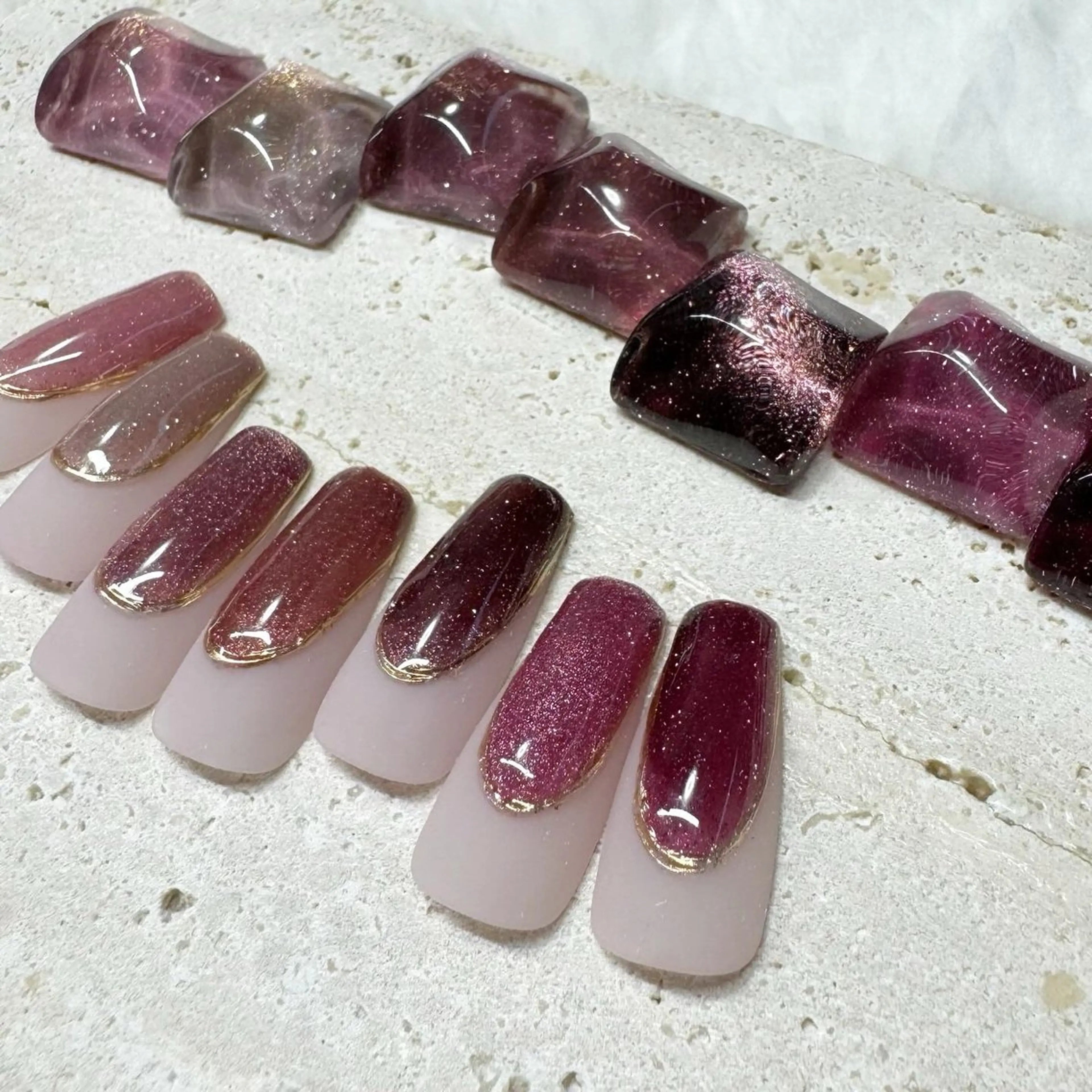 マグネット　ラメ　フラッシュの写真