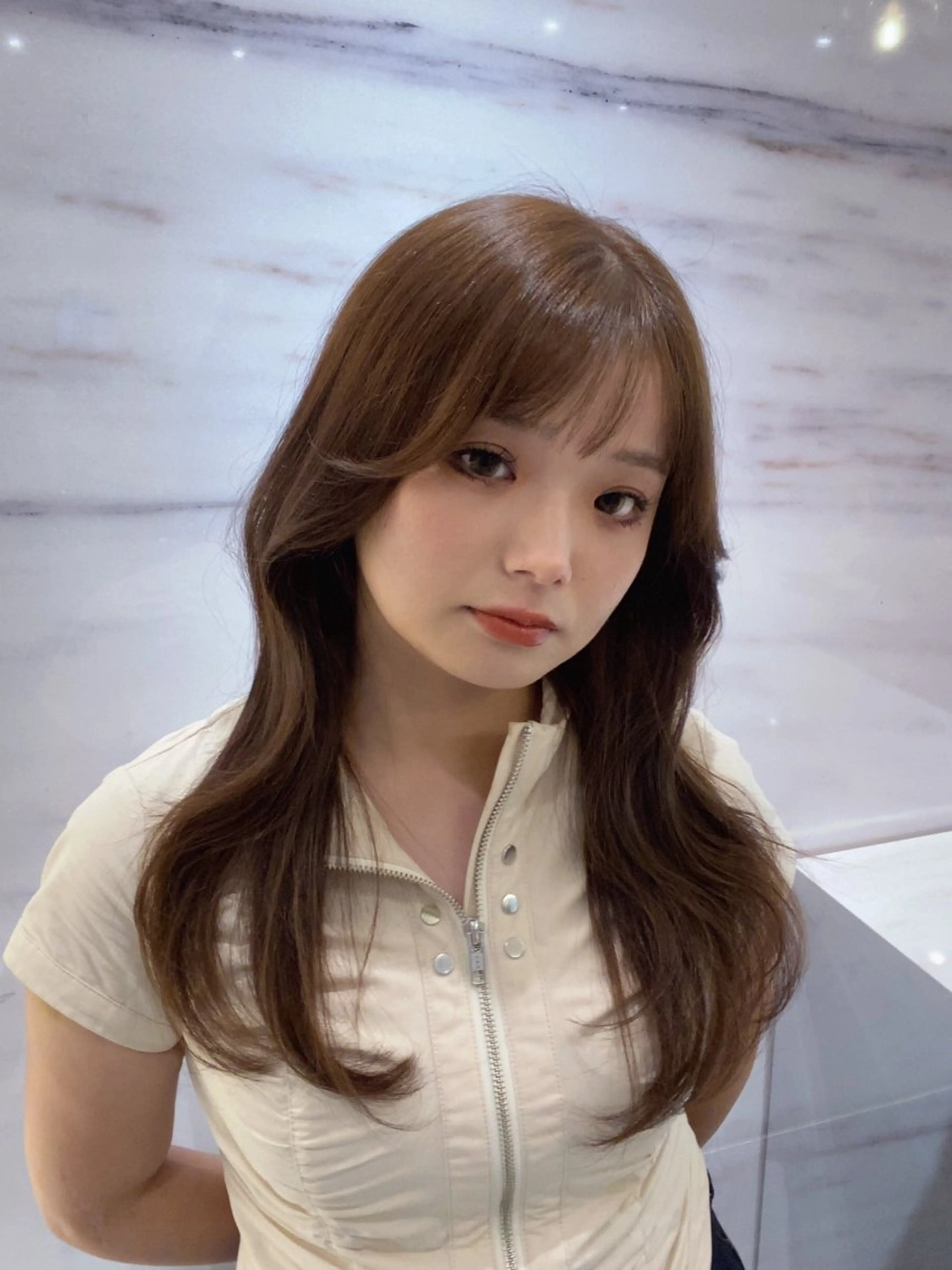 ロング カラー ヘアアレンジ カット ヘアカラー トリートメント 韓国風レイヤーカット 💎髪質改善"yuiのヘアスタイル