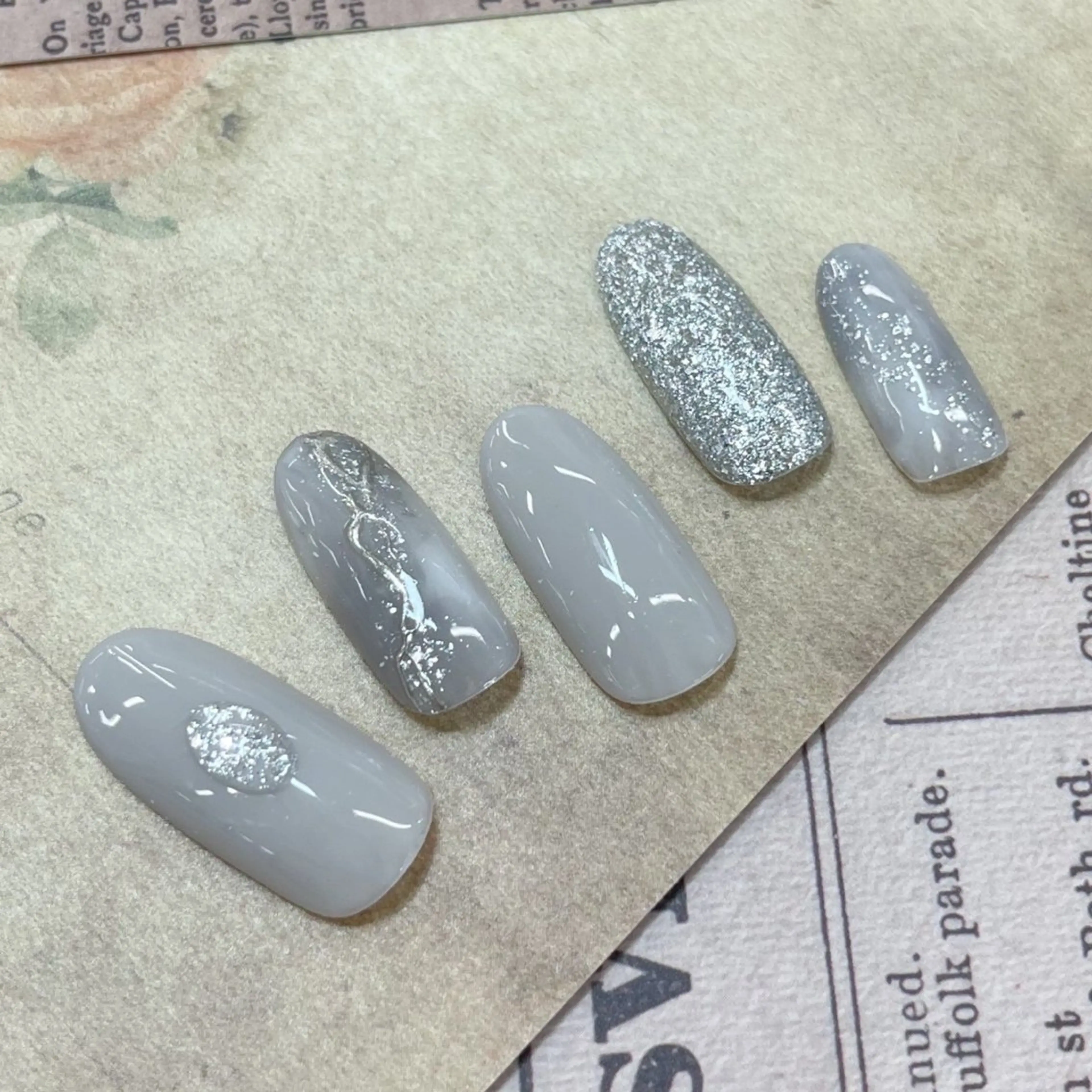 ネイル MAXKELLY Ayakaのネイルデザイン