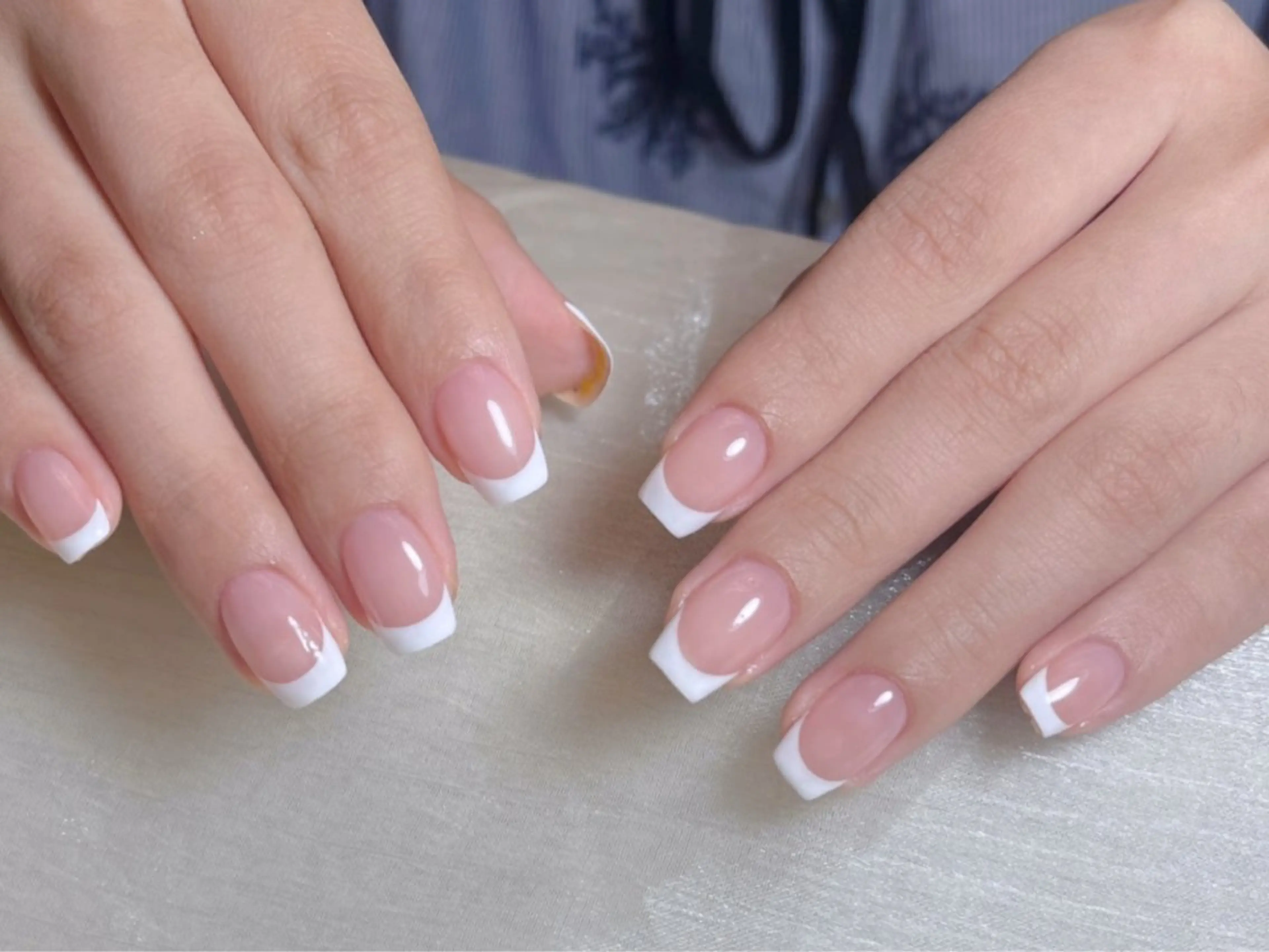 【自爪】王道フレンチネイル（カラーベース）☆の写真