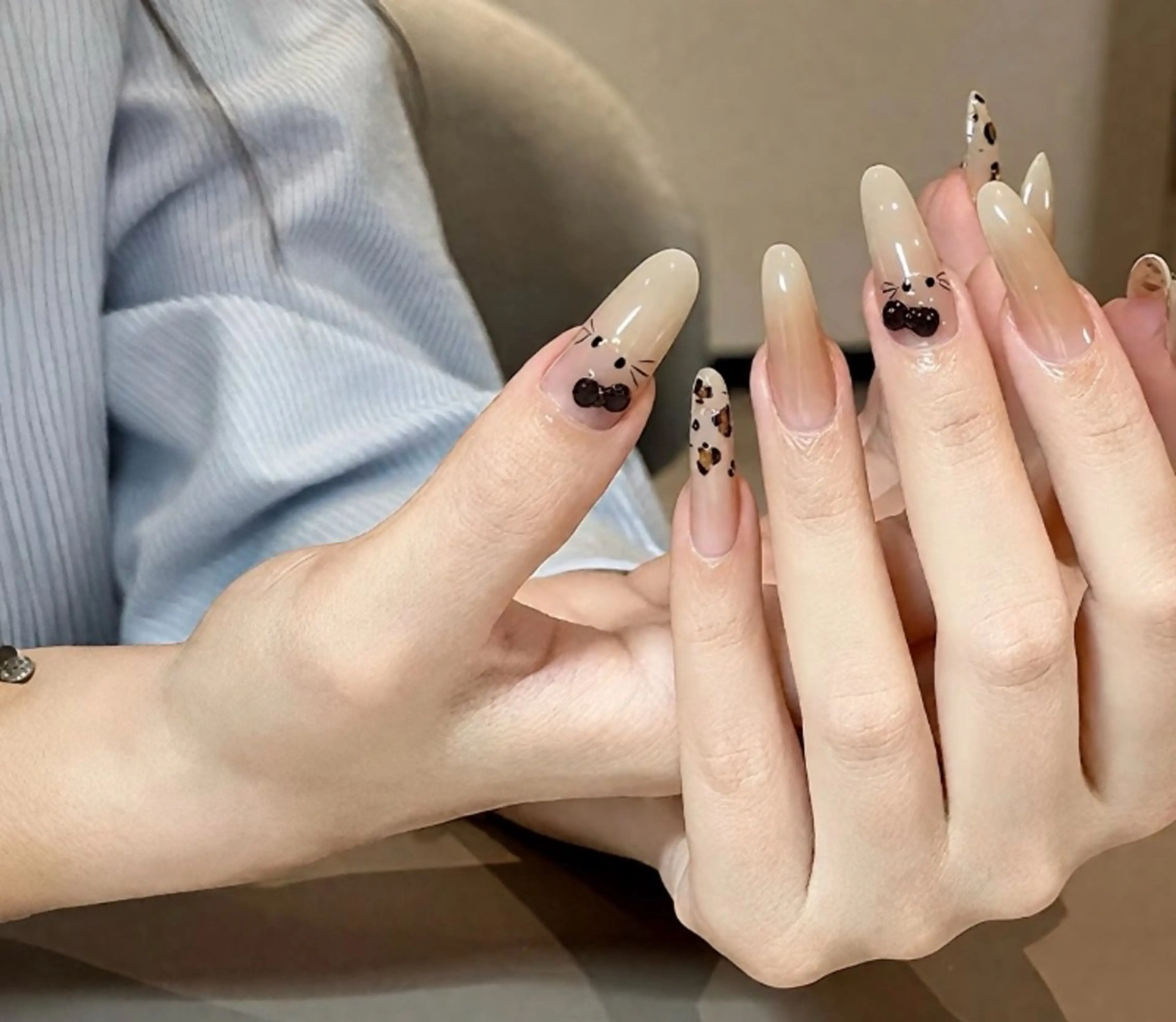 ネイル ハンドネイル THE ONE 山本のネイルデザイン