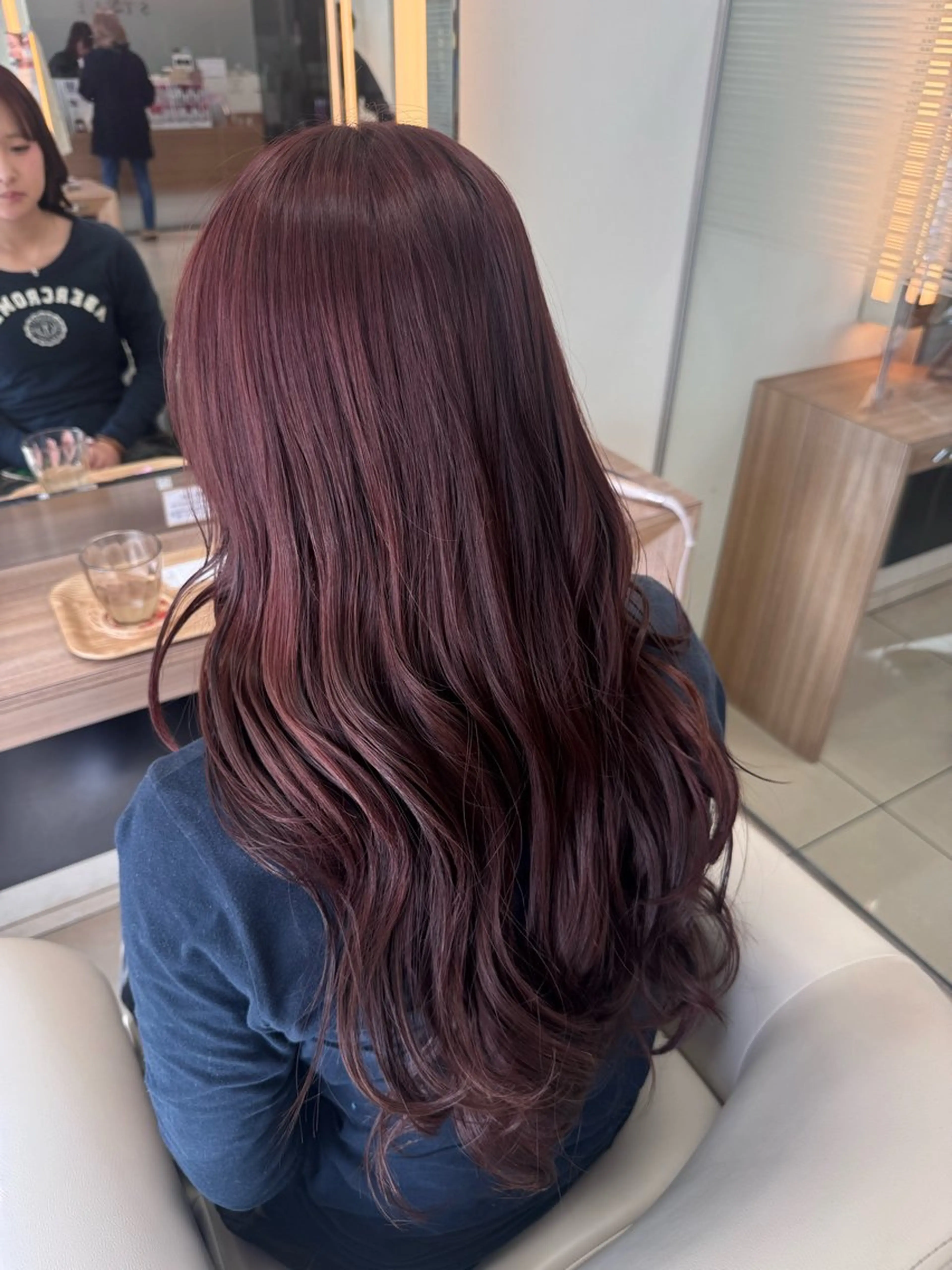 ロング ダブルカラーベージュ カラー/tuburaのヘアスタイル