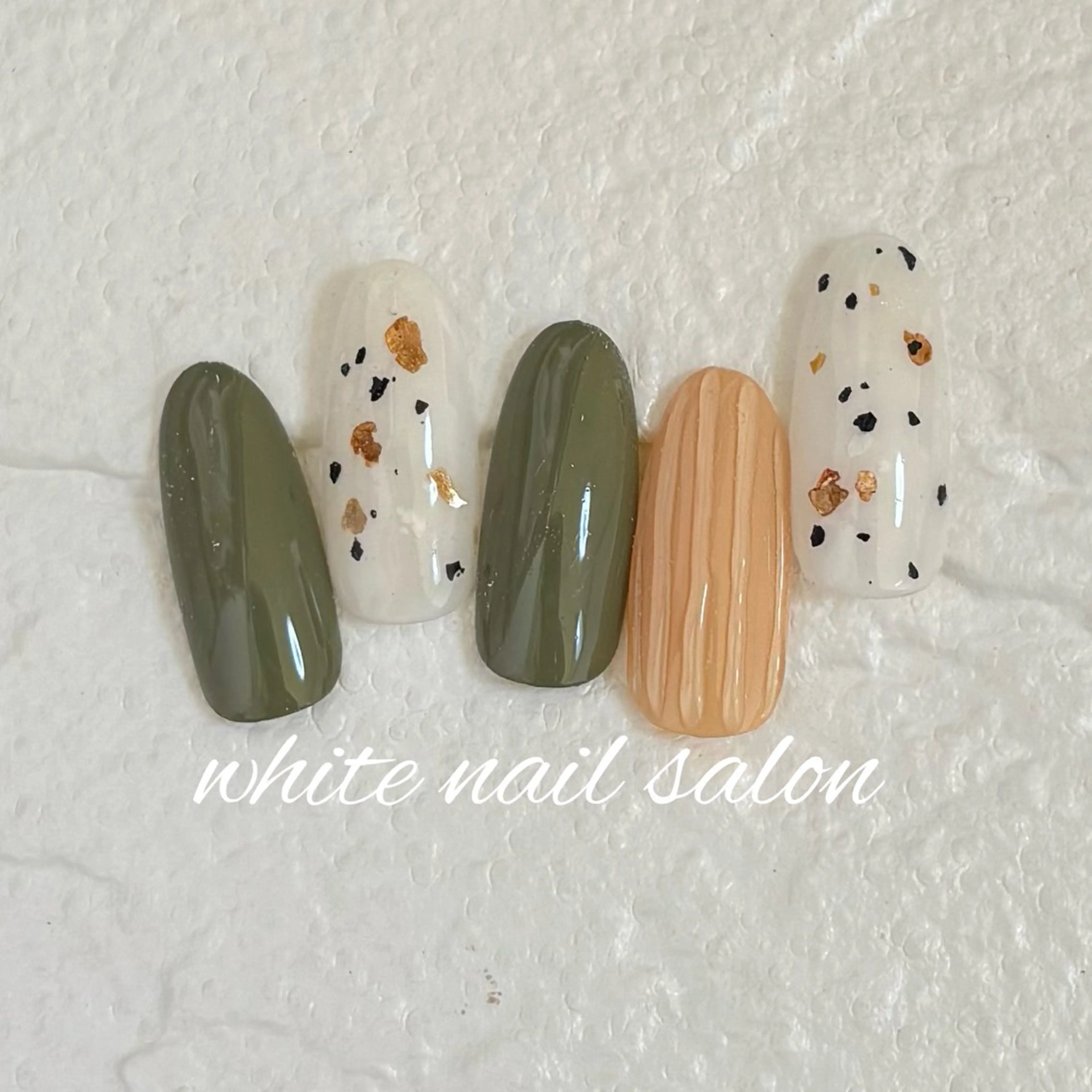 ネイル フットネイル ハンドネイル white nail salonのネイルデザイン