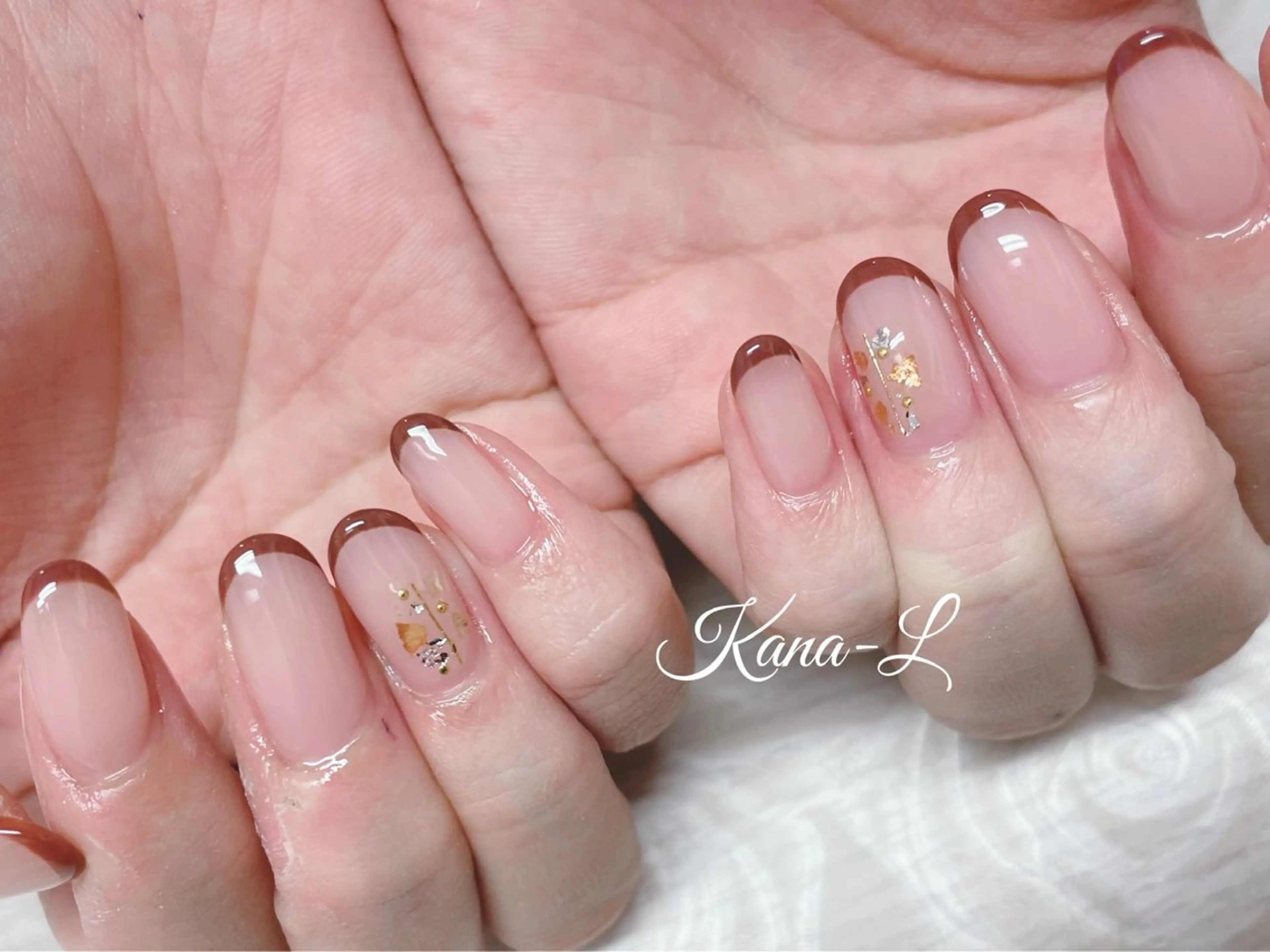 ネイル フレンチネイル ジェルネイル パラジェル 冬ネイル 芦辺 香奈のネイルデザイン