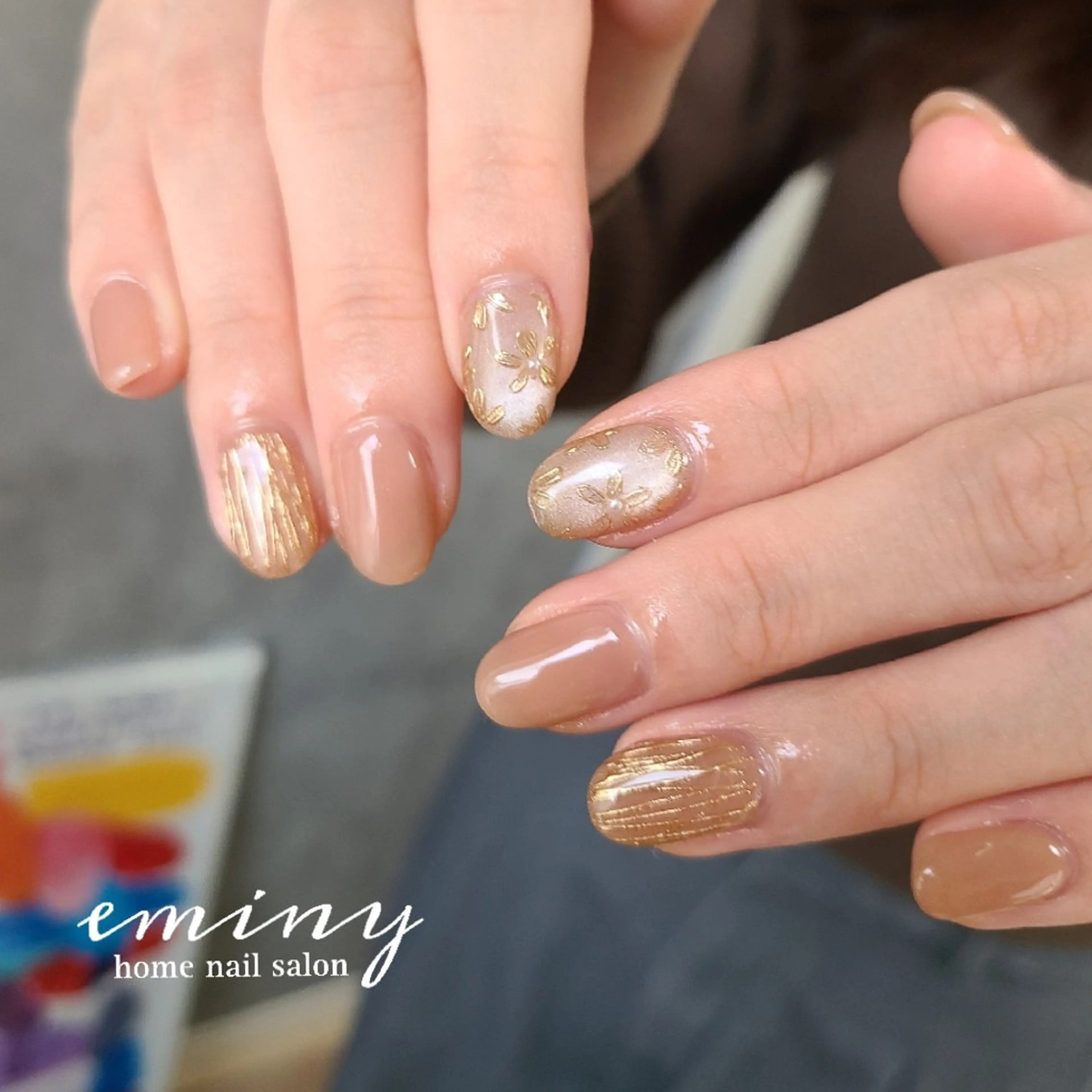 ネイル フラワーネイル 氷ネイル・うるうるネイル キラキラネイル マグネットネイル ミラーネイル ハンドネイル nail salon  eminyのネイルデザイン