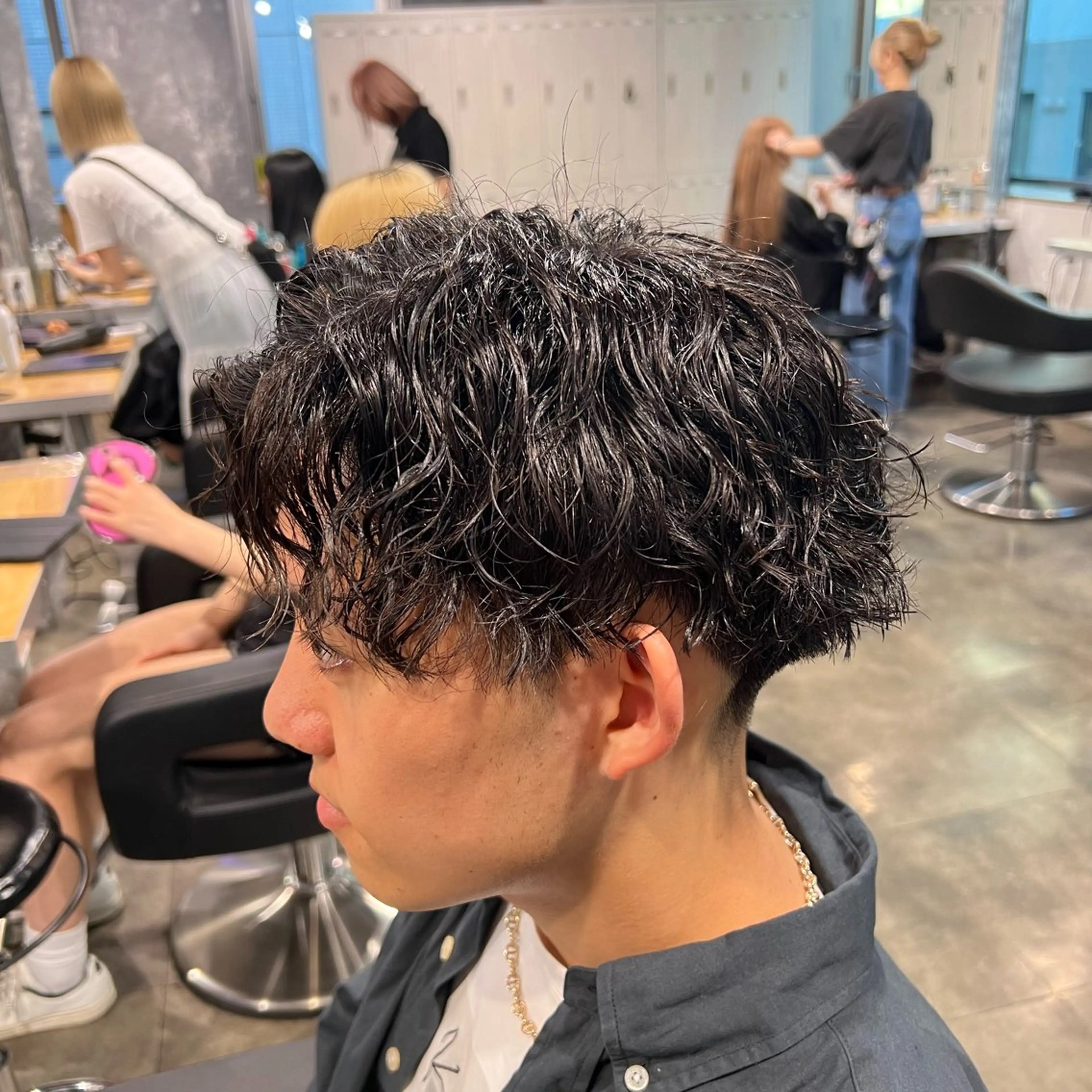 ショート カラー パーマ ヘアアレンジ メンズ キッズ アップバング センターパート メンズハイライト マッシュ メンズパーマ 🔷横浜1のパーマ 職人🔷将太郎のヘアスタイル