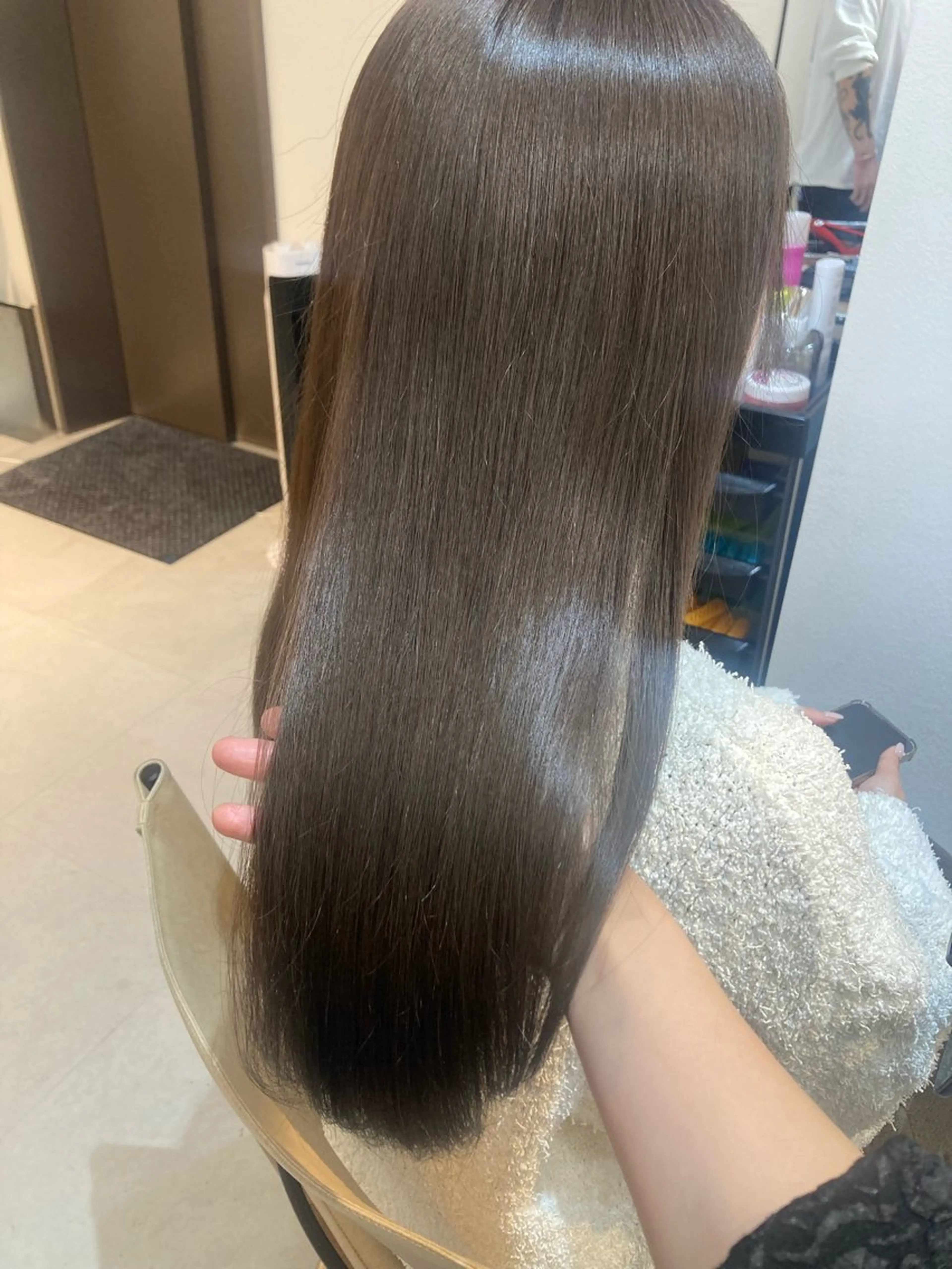 セミロング ✨色持ちの良い艶 カラー✨蟹江真世のヘアスタイル