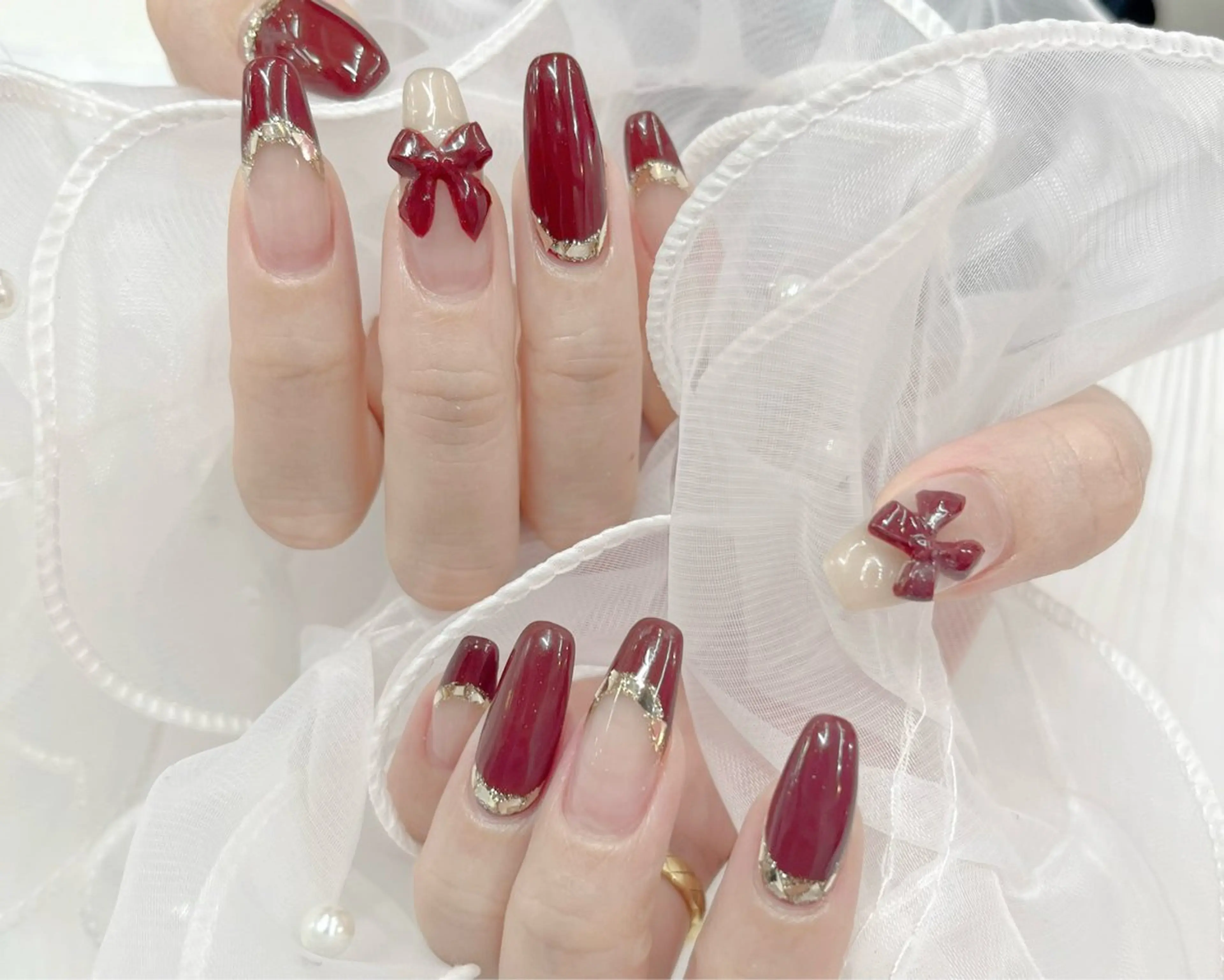 ネイル ボルドー フレンチネイル リボン NailSalon CutiePutiのネイルデザイン