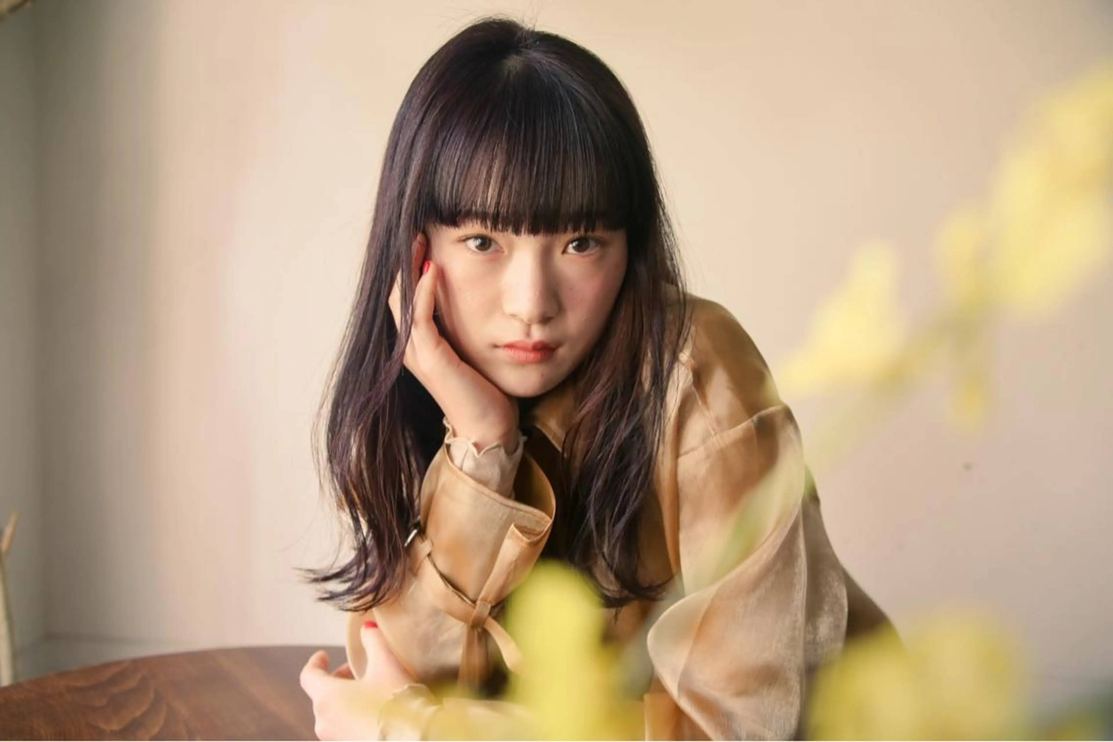 ロング カラー イヤリングカラー レッドカラー カット トリートメント ボブ/透明感カラー /坂口恵梨子のヘアスタイル