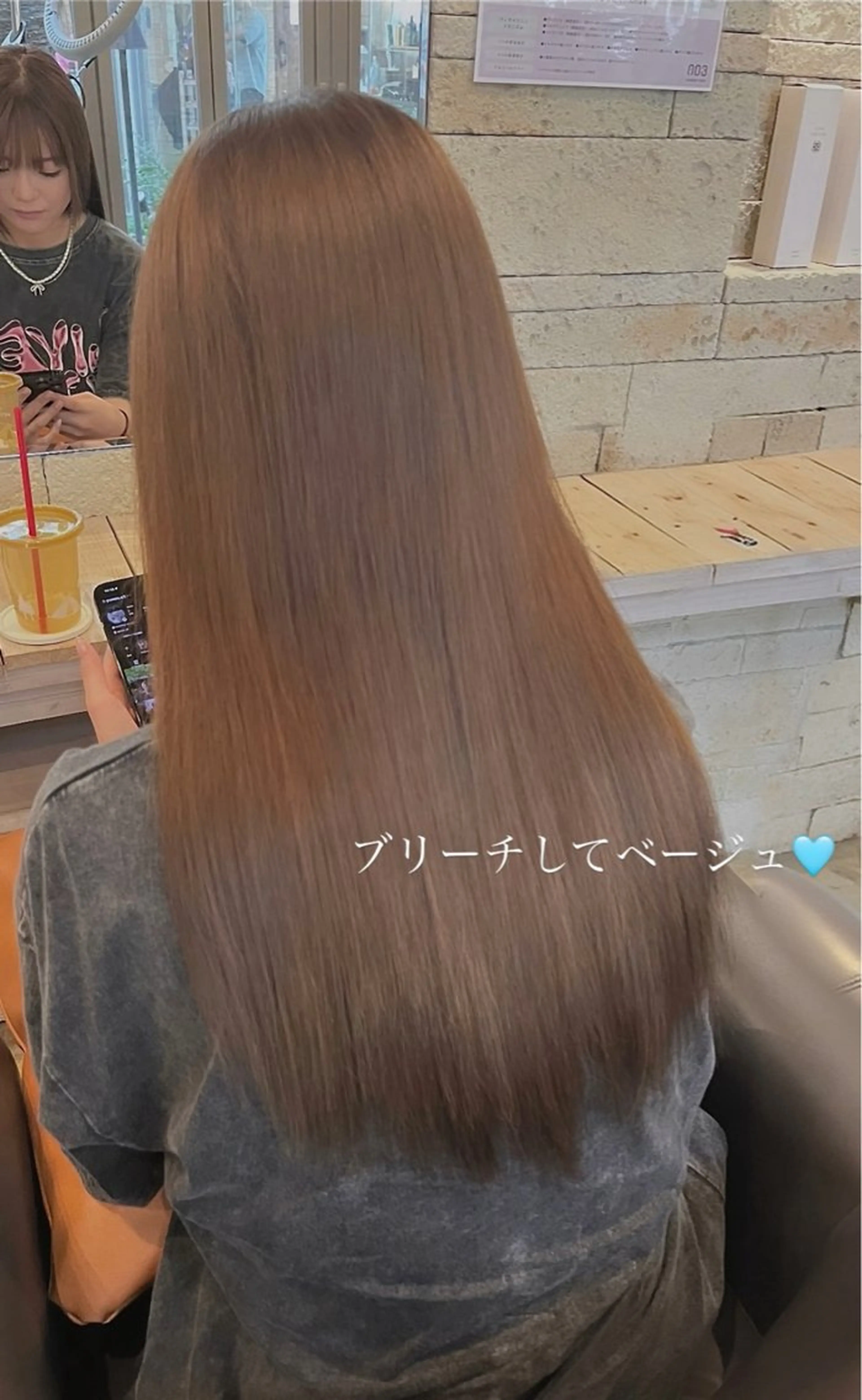 ロング カラー ベージュカラー ブリーチ パーマ/艶カラー/ 髪質改善/伊藤愛麻のヘアスタイル