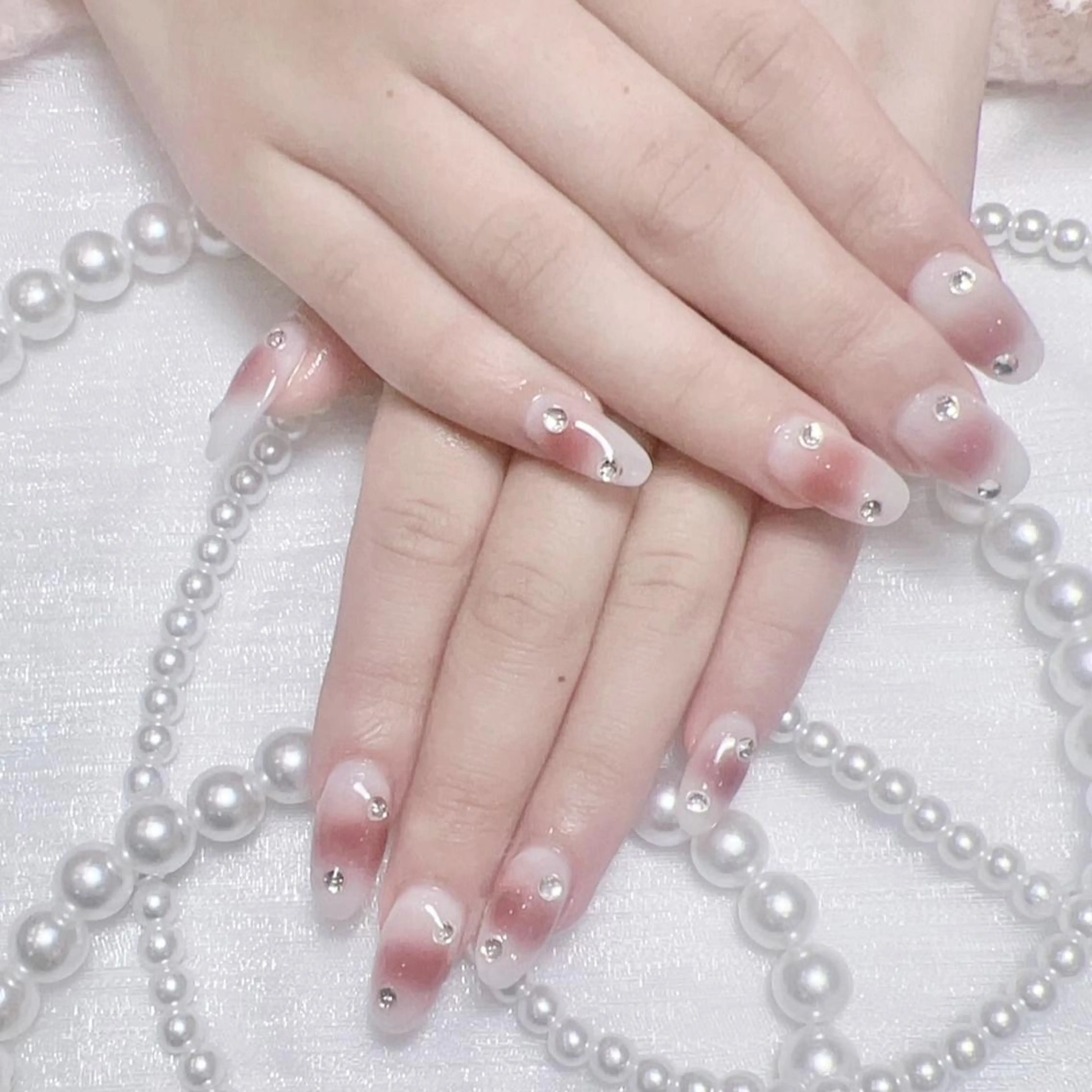 ネイル RAFFINE 月🦋🩵のネイルデザイン