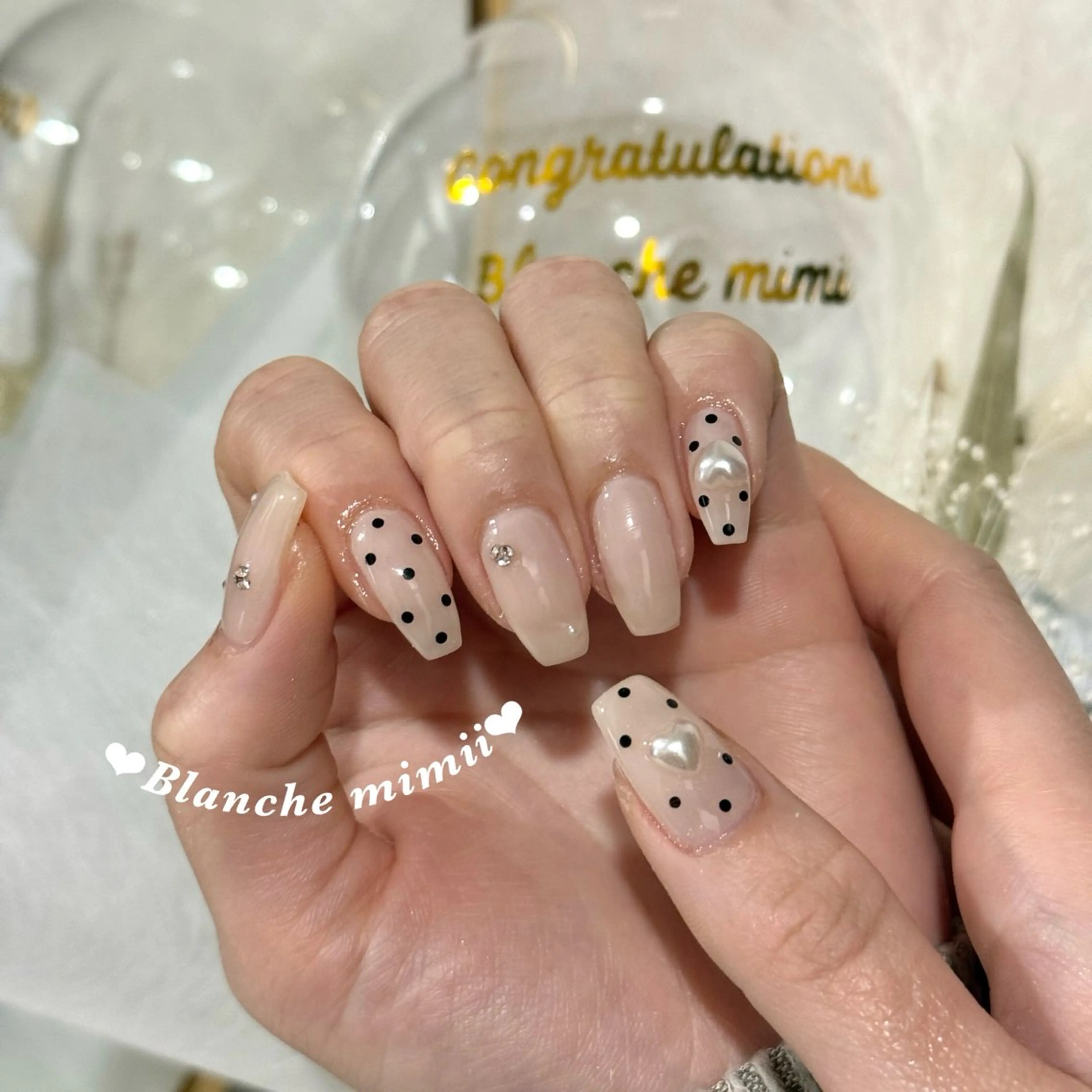 ネイル ドット ハート キラキラネイル マグネットネイル シンプルネイル ハンドネイル Blanche　mimii所属・Blanche Ayaのネイルデザイン