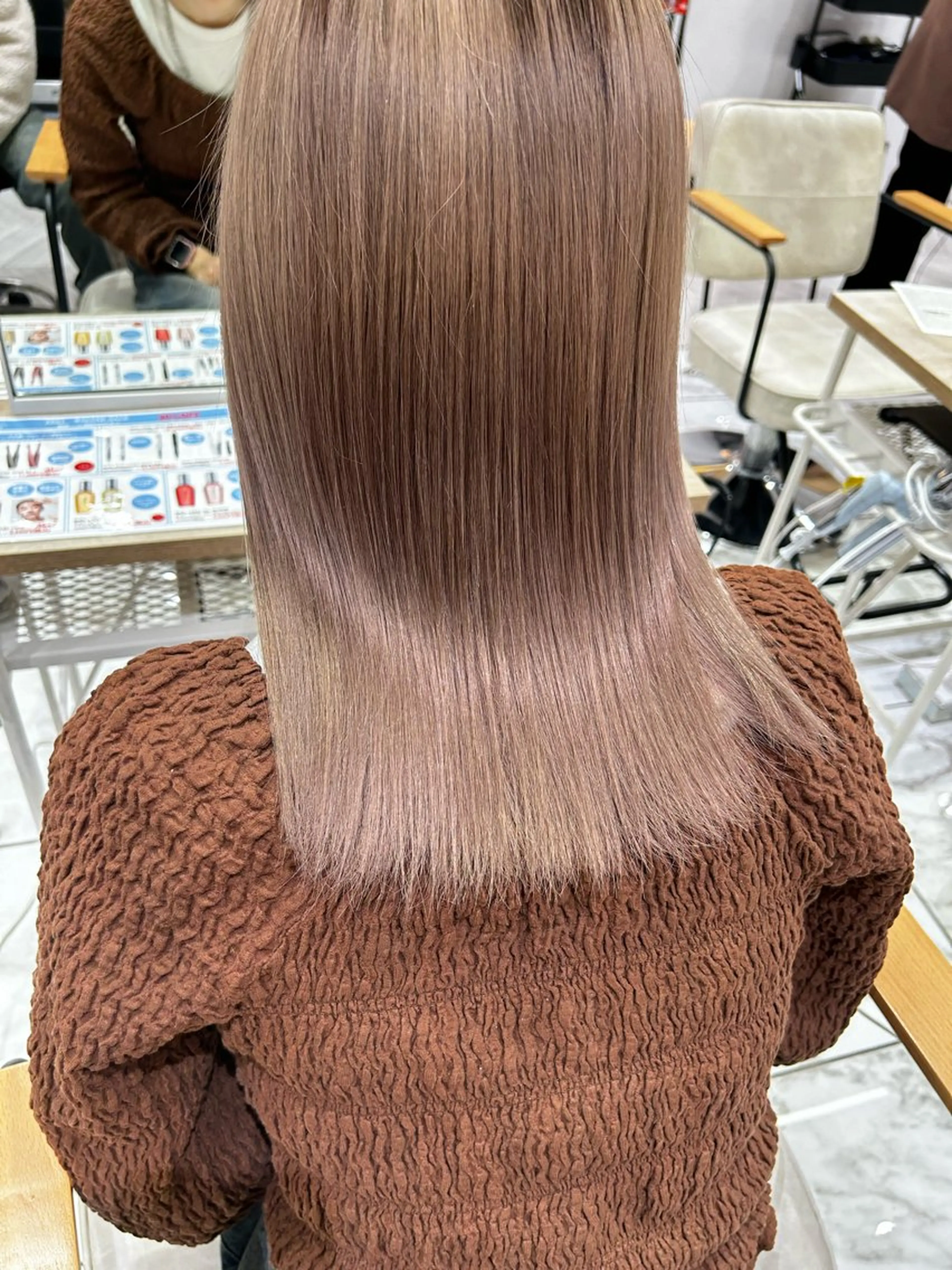 ꪆৎ平行アーチ ྀི ワカナの眉毛・アイブロウイメージ