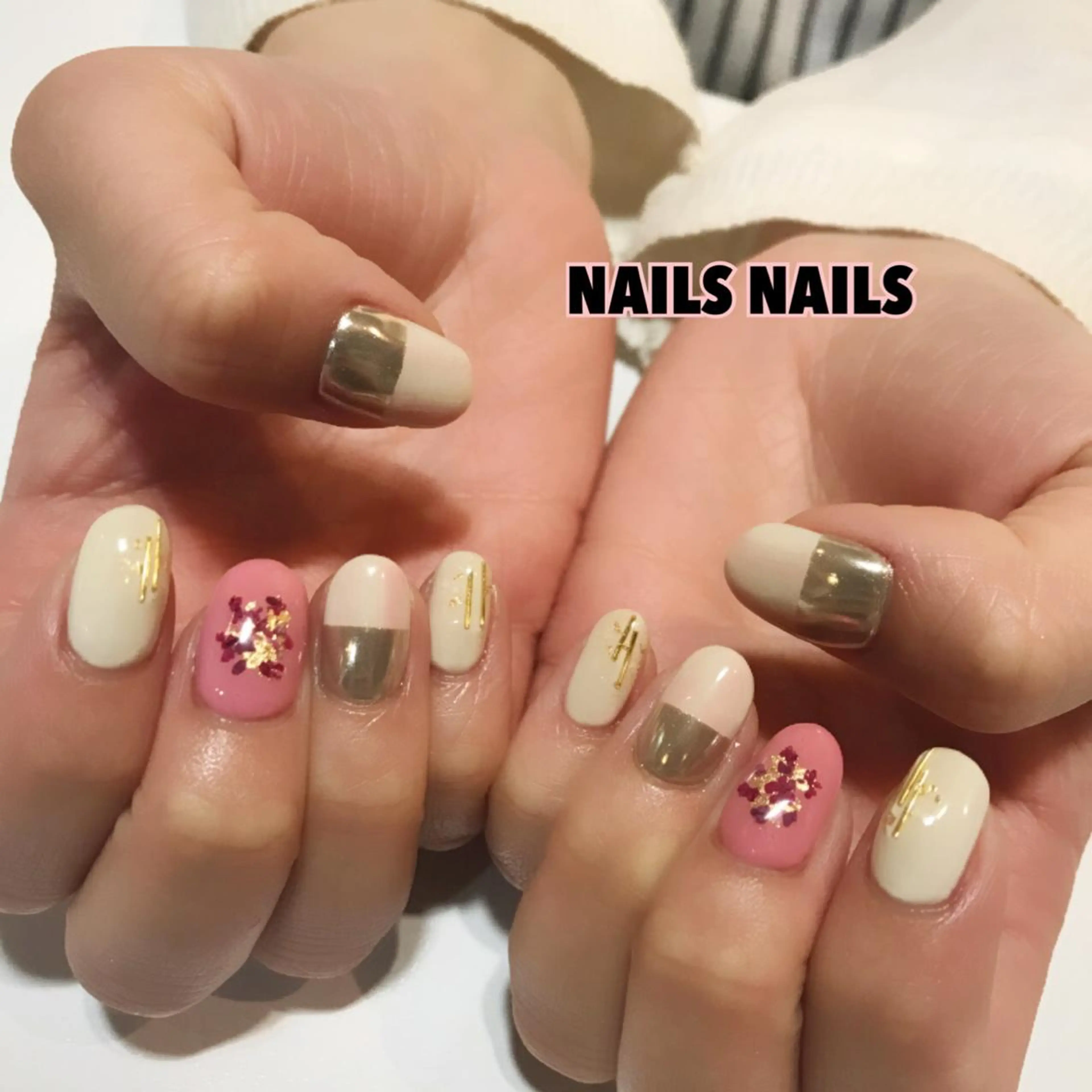 ネイル フラワーネイル フレンチネイル ジェルネイル ミラーネイル ピンク NAILSNAILS ERIKAのネイルデザイン