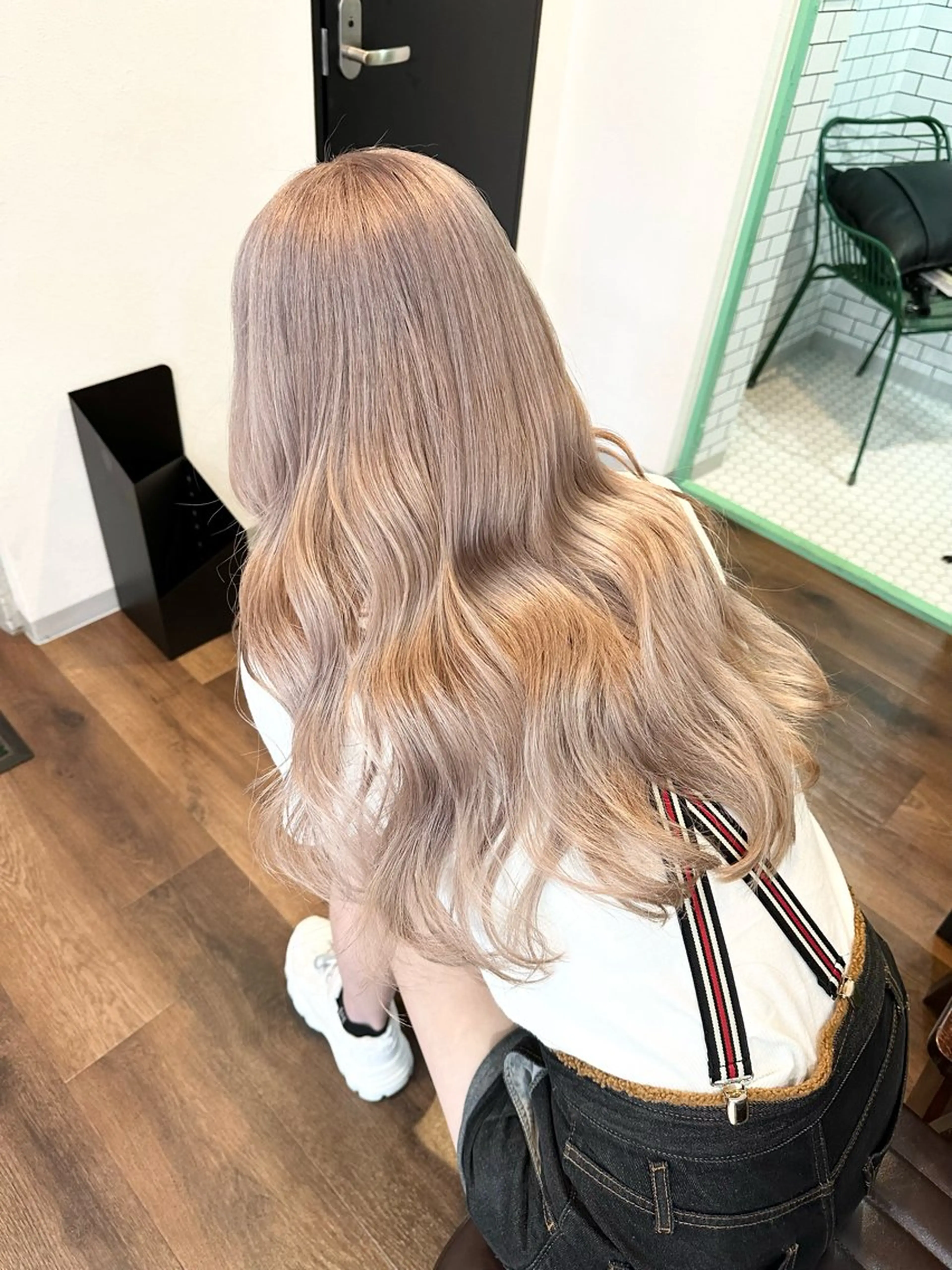 ロング ヘアカラー トリートメント 難波/心斎橋/ボブ/ 髪質改善/ハイトーンのヘアスタイル