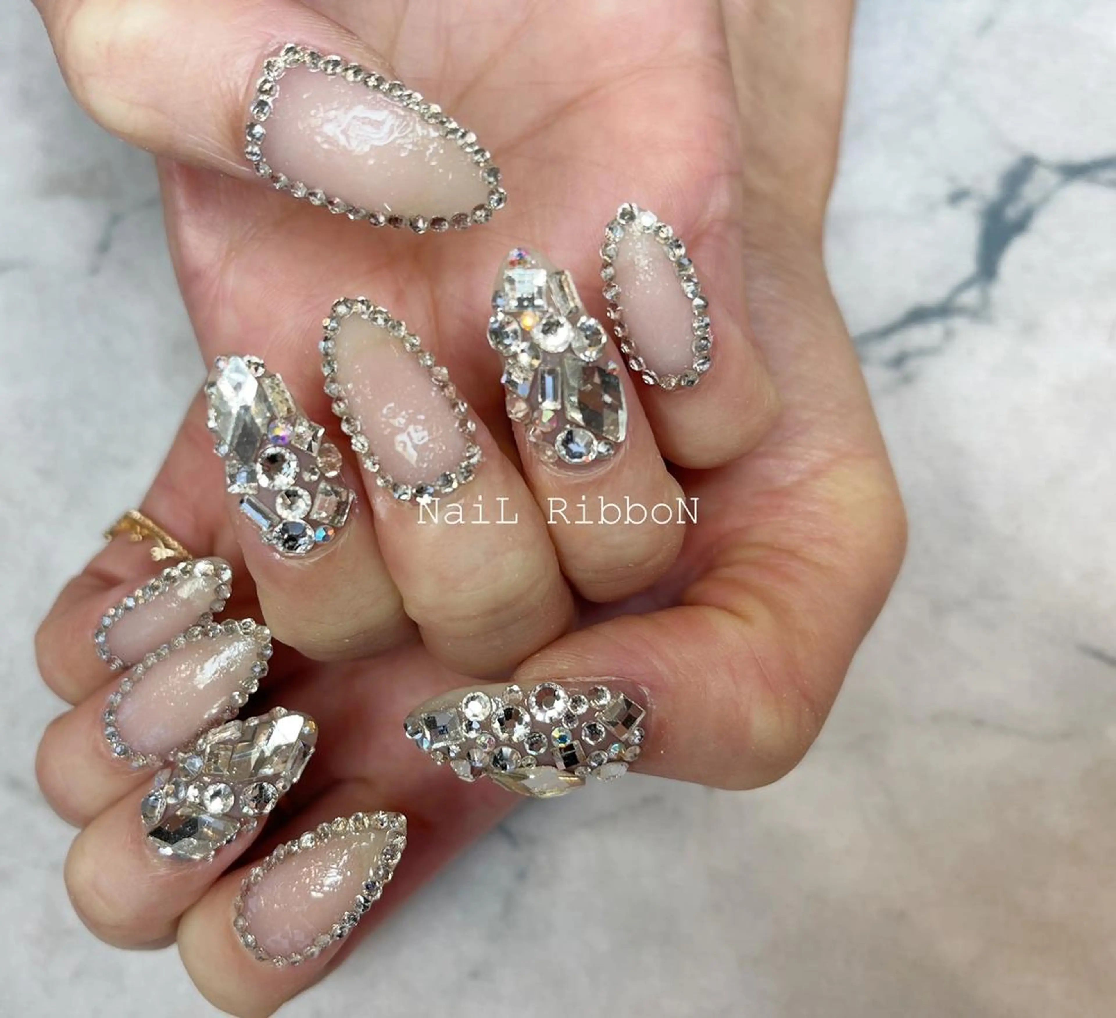 ネイル SWAMP nails所属・🎀ネイルサロン RIRI🎀のネイルデザイン