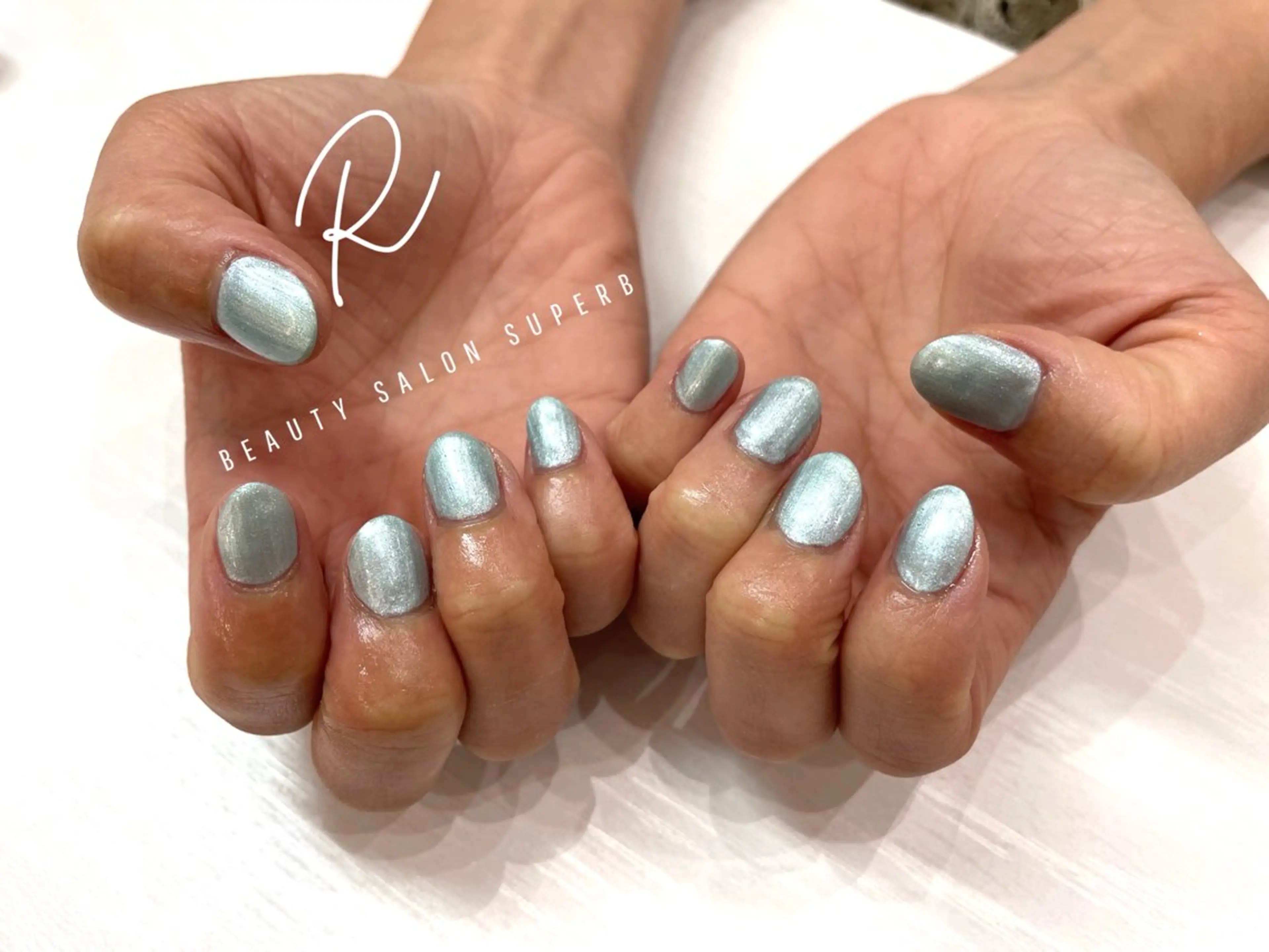 ネイル ワンカラーネイル R MIIのネイルデザイン