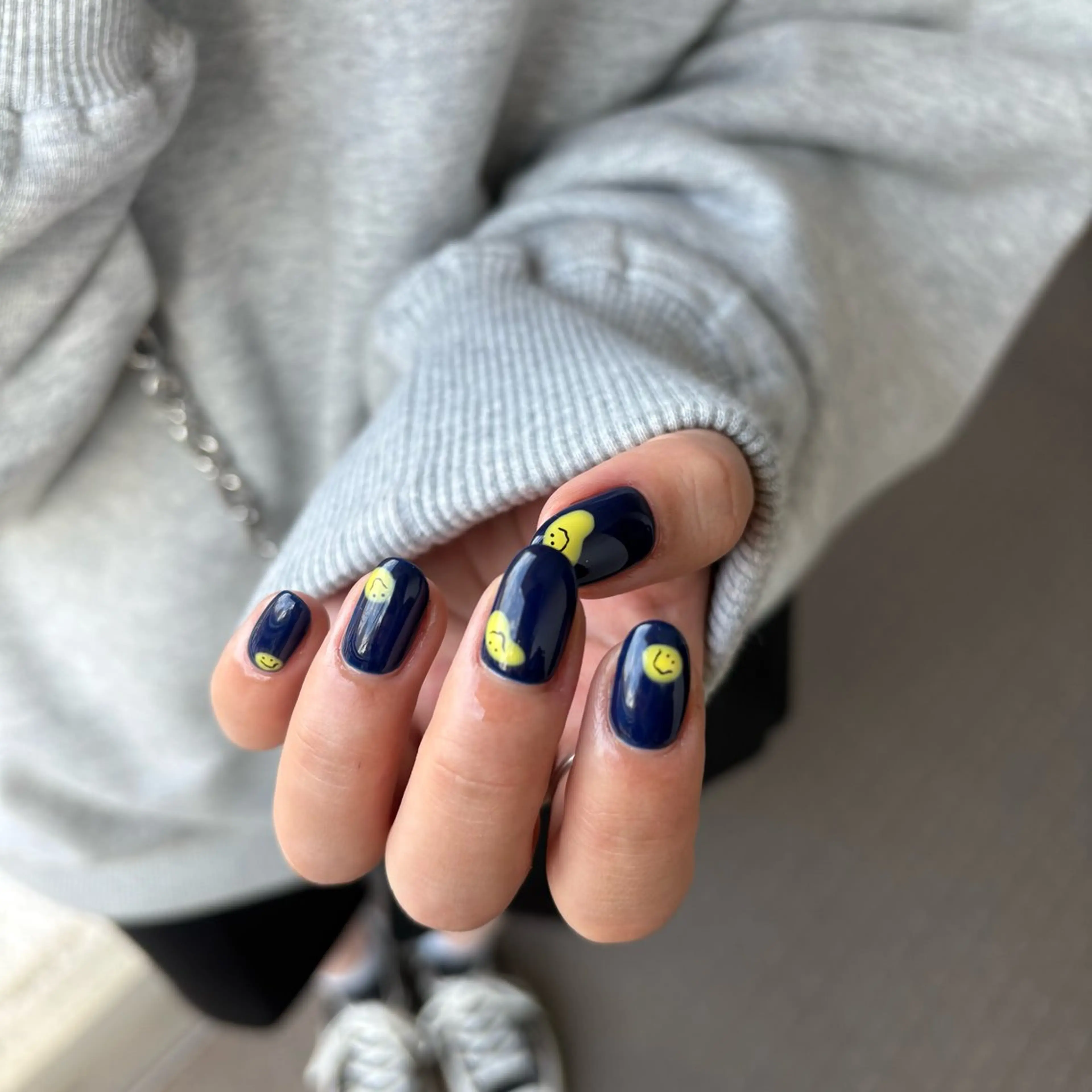 ネイル アートネイル ハンドネイル カメレオン京橋🌻 草葉由佳のネイルデザイン