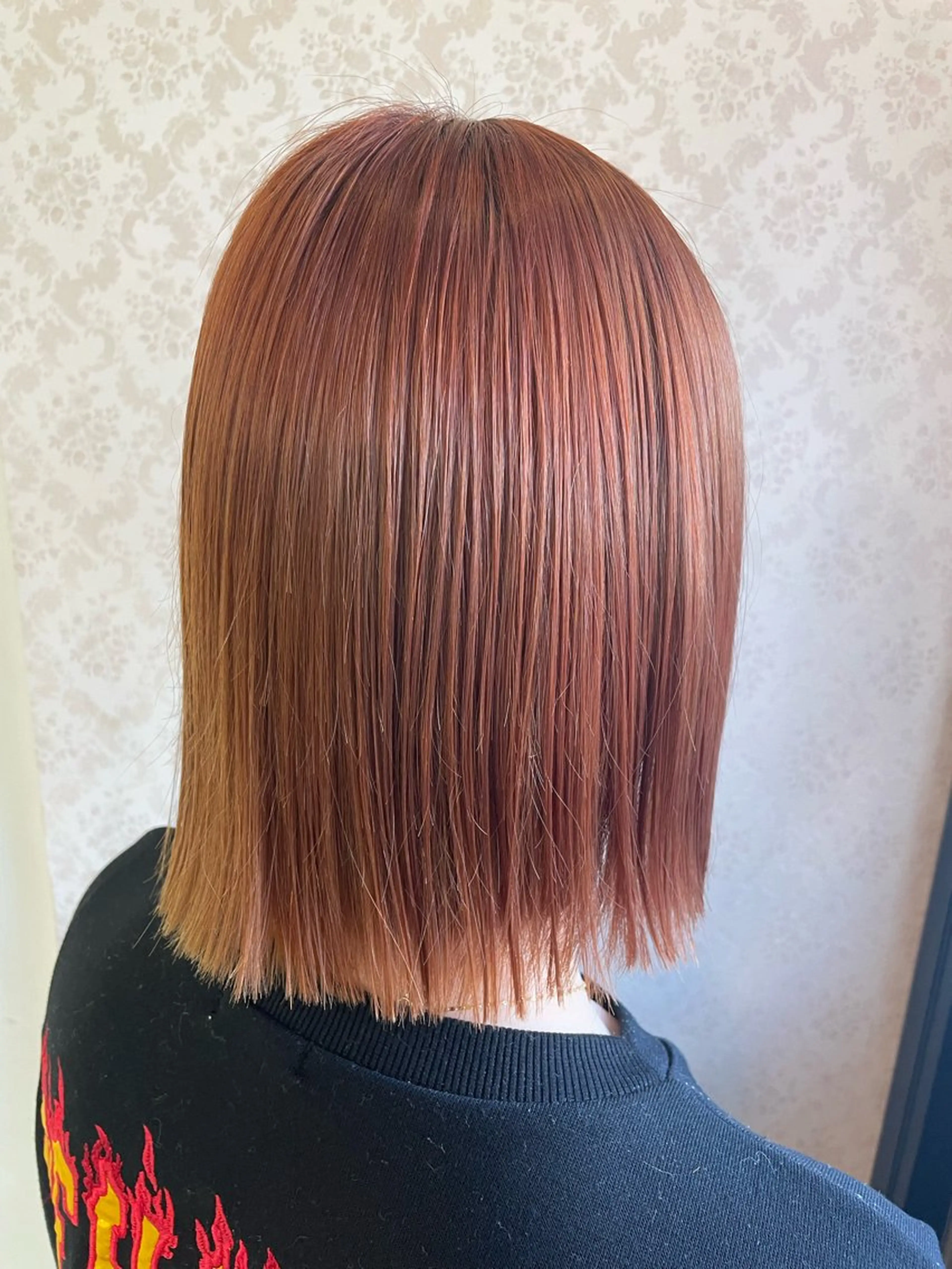 ミディアム カラー ヒヨシ ルナのヘアスタイル