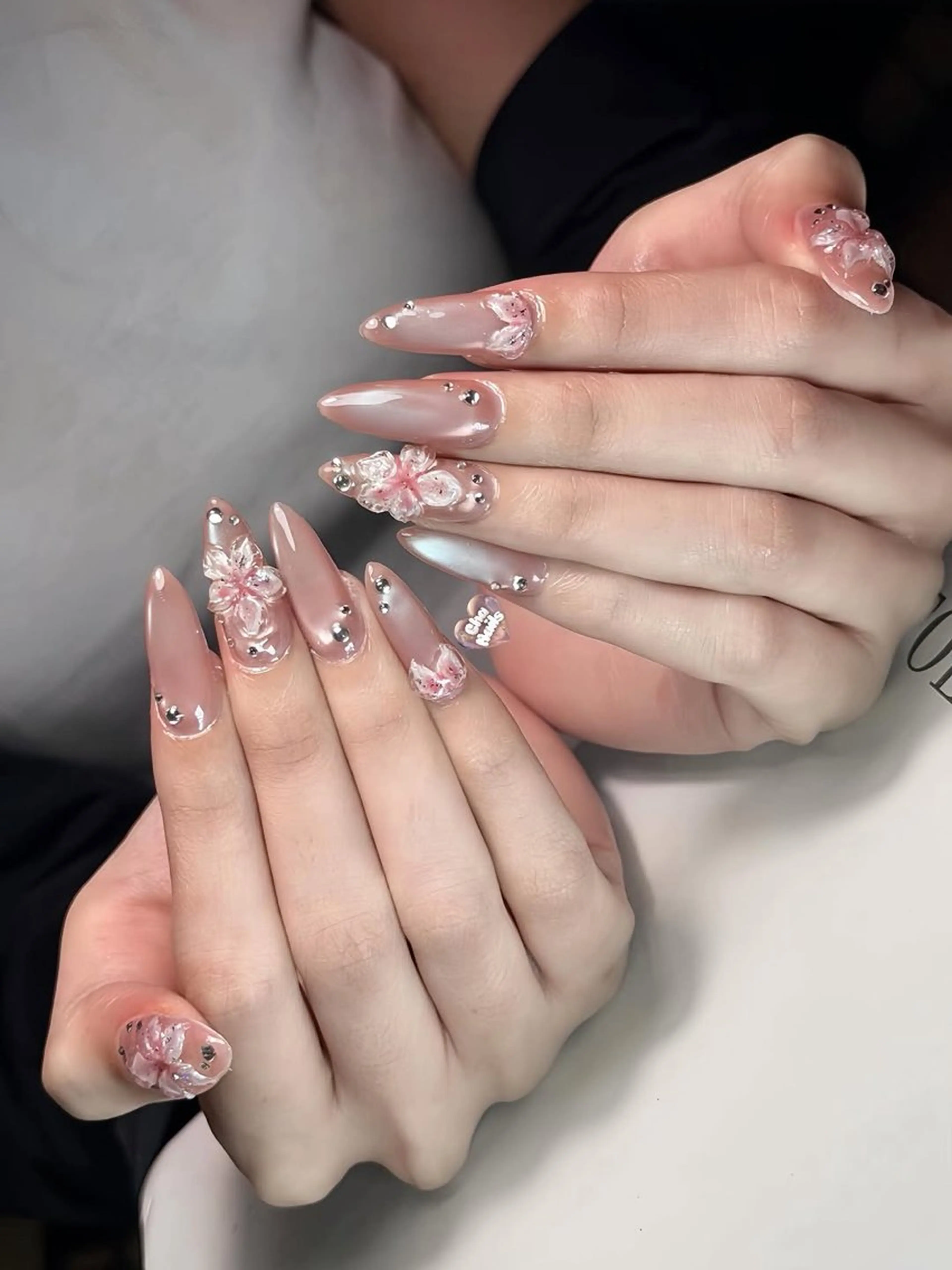 ネイル シンプルネイル ネイルチップ ハンドネイル ゆい ノエラネイルのネイルデザイン