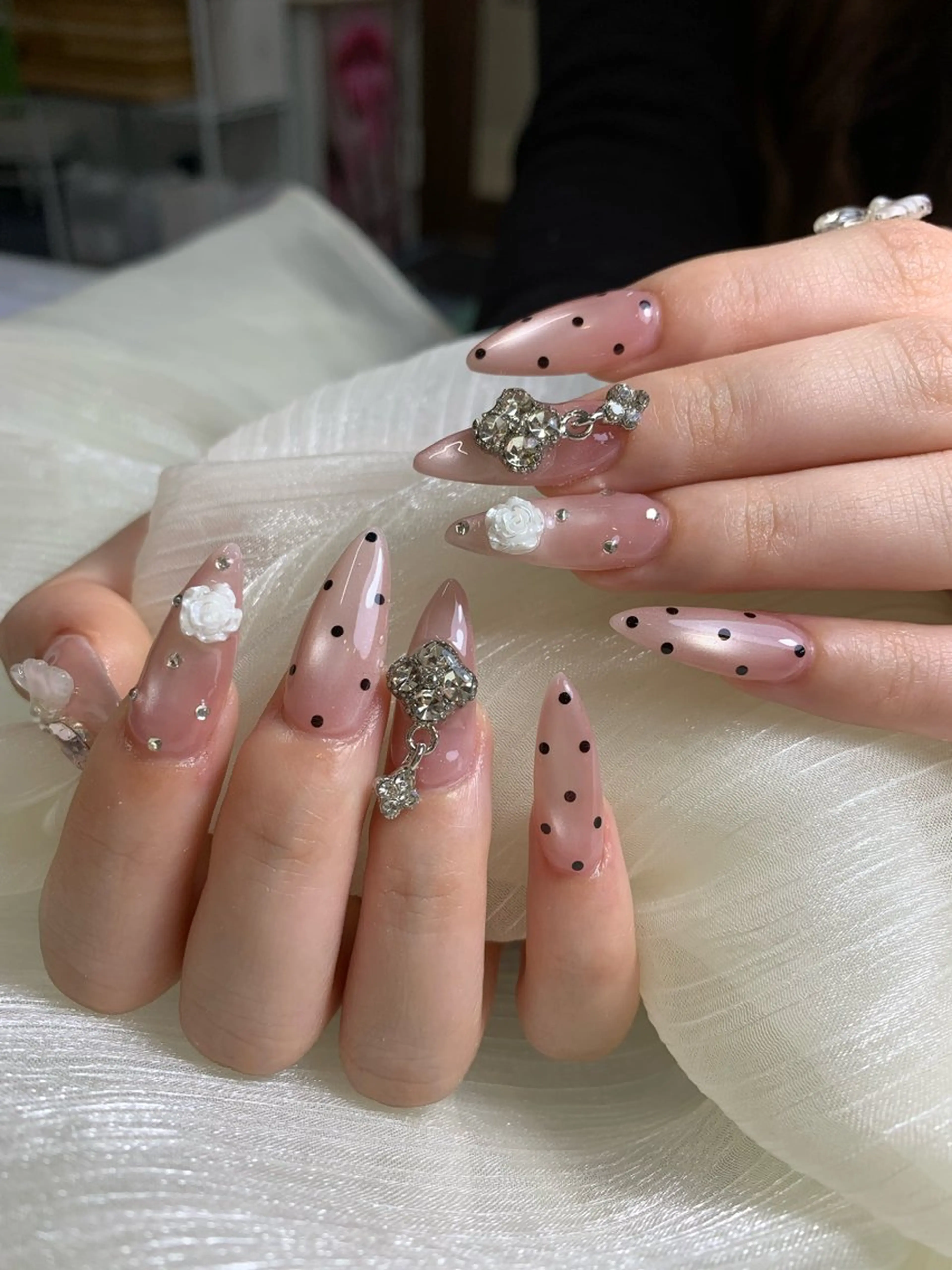 ネイル ハンドネイル HANA 川越東口ネイルサロンのネイルデザイン