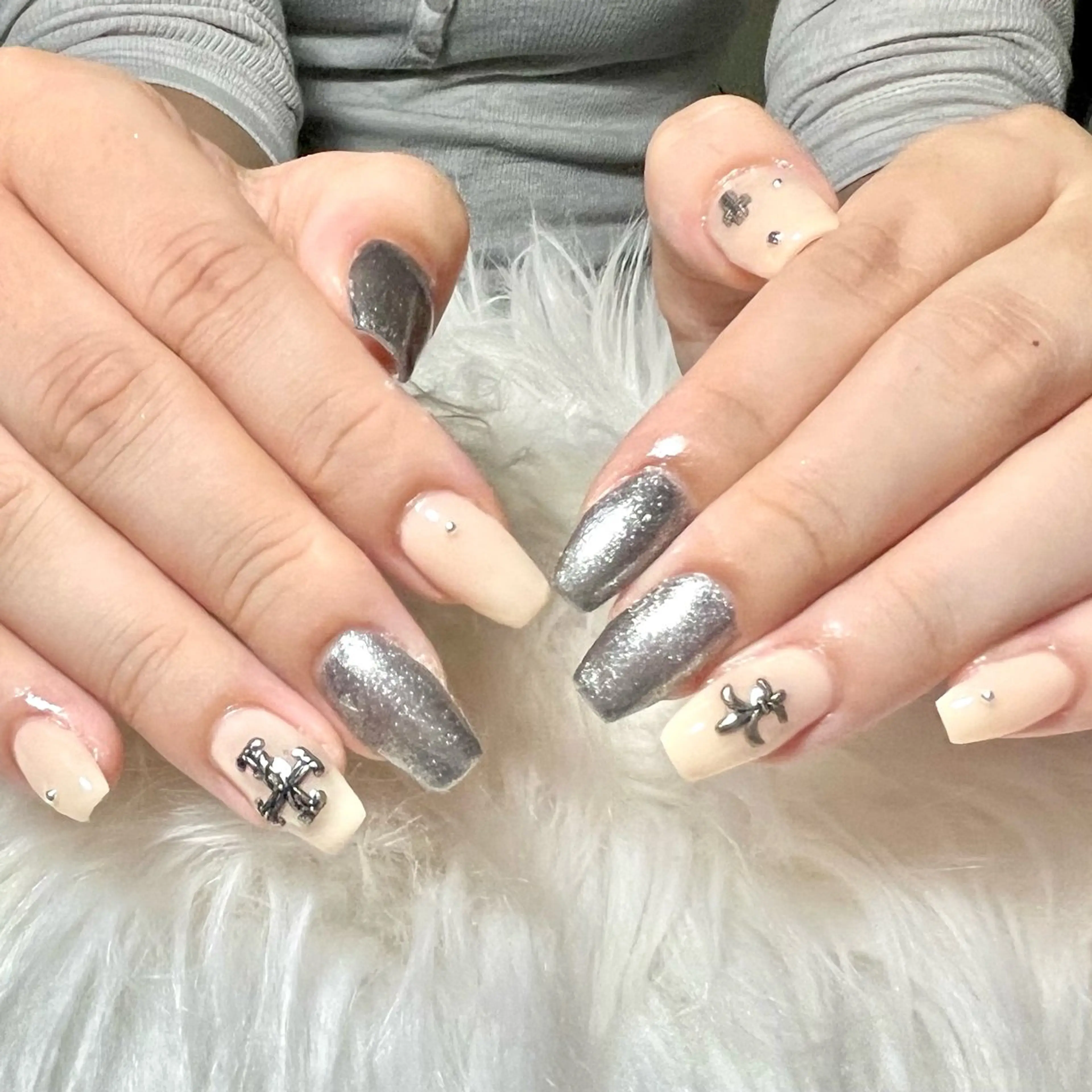 ネイル ハンドネイル ハンドケア hohomi .のネイルデザイン