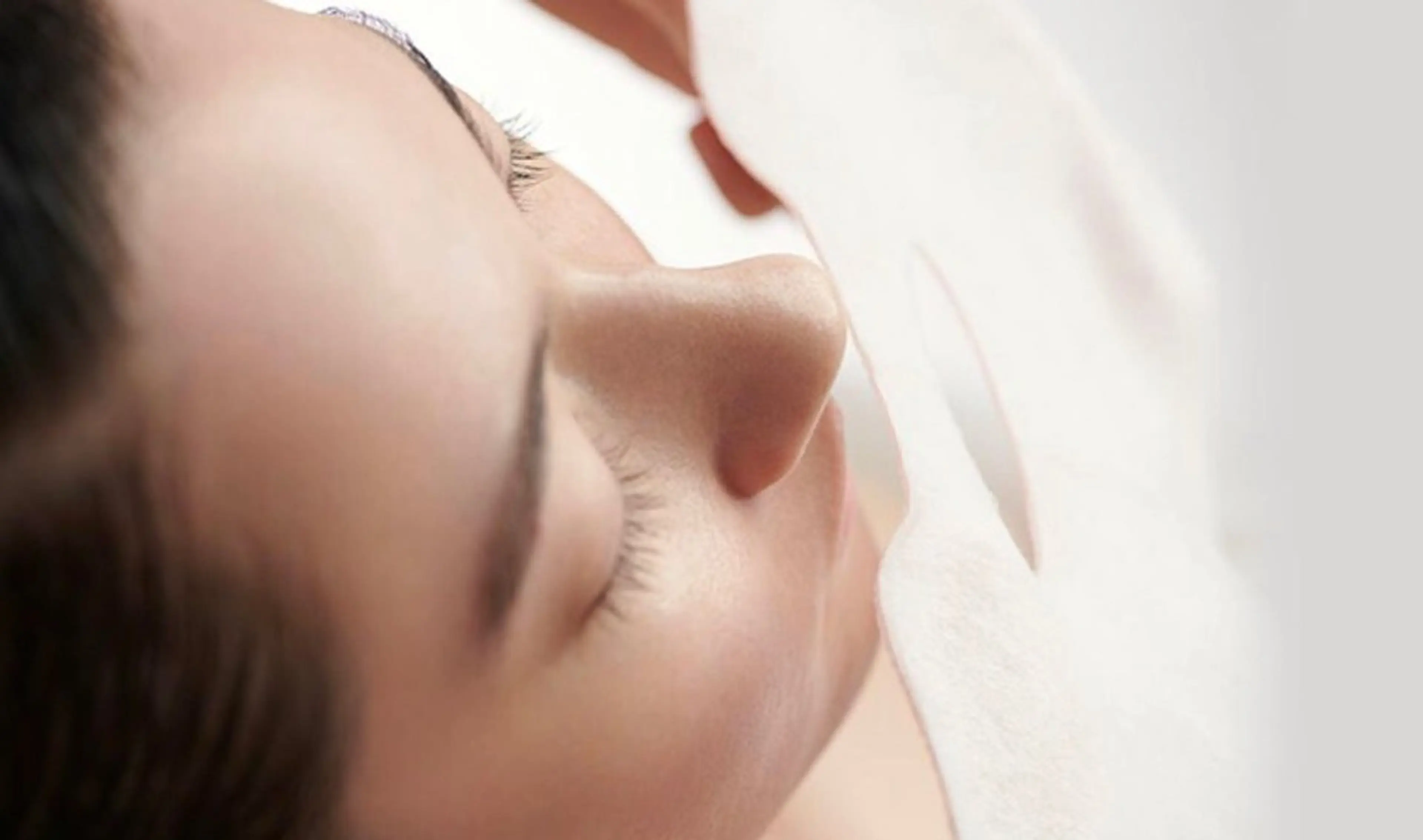 小顔リンパ⭐️毛穴/保湿/美白/小顔ケア❤️リンパを流しフェイスラインすっきり✨潤い&透明感アップ💆‍♀️🌟の写真