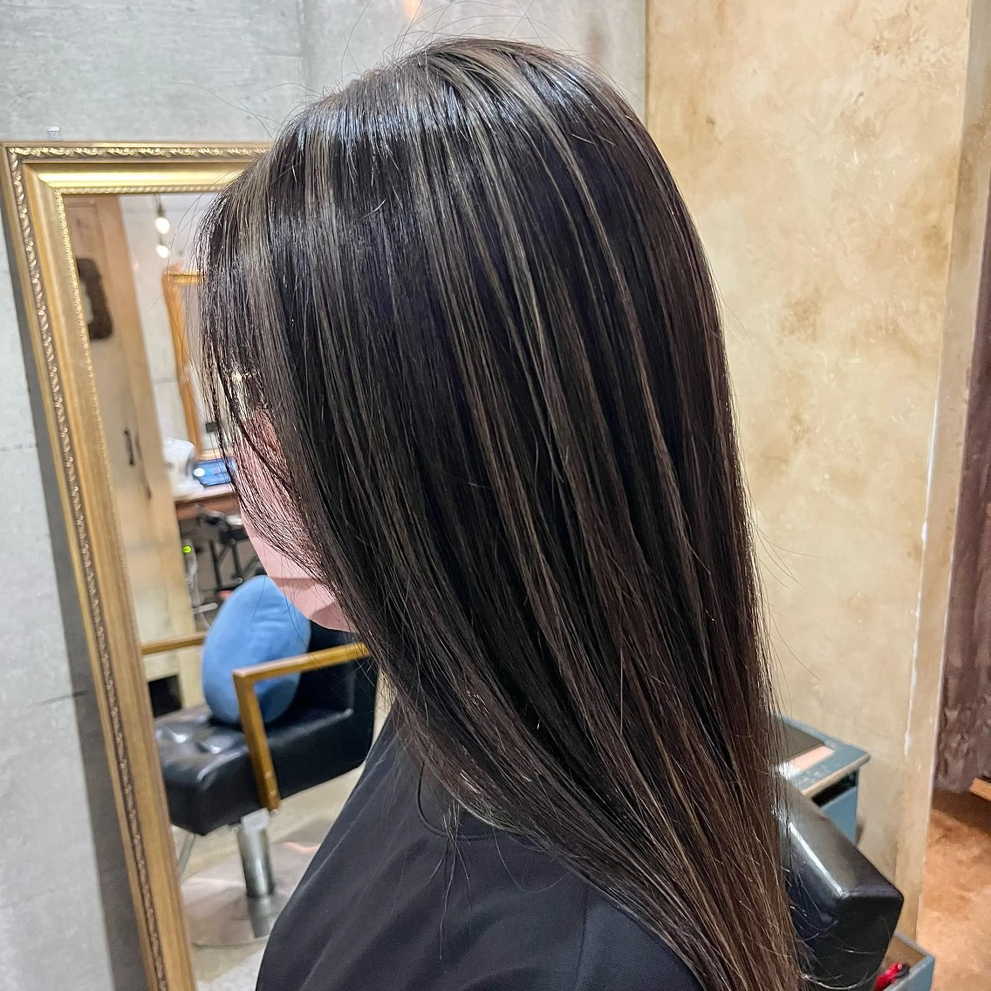 ロング カラー ベージュカラー ハイライトカラー ハイライト 韓国ボブ/レイヤー/ ハイトーン/まなみのヘアスタイル